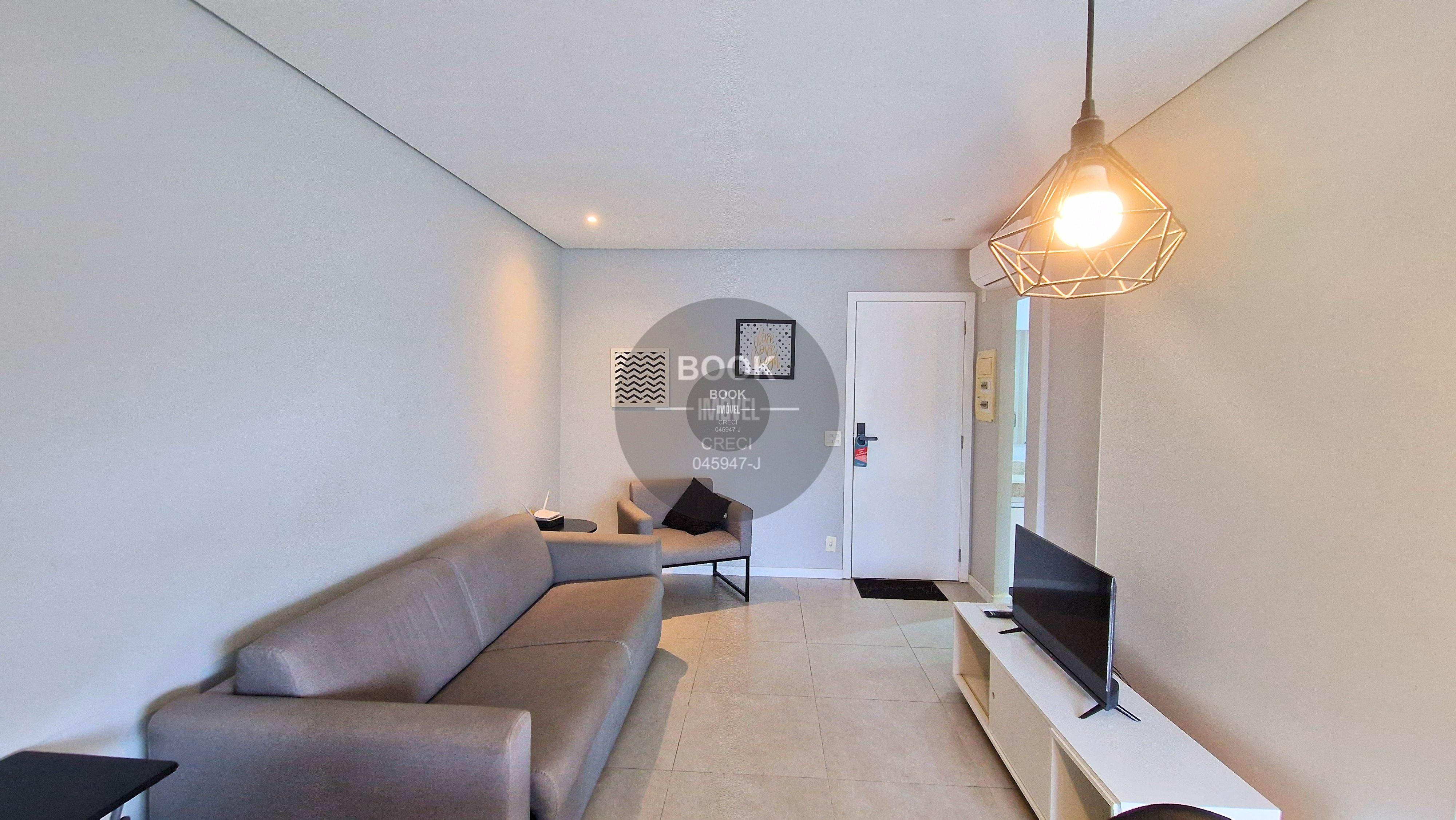 Conforto no Unique: Apartamento em Andar Alto na Quadra da Praia   Av. Mal. Floriano Peixoto Santos - 