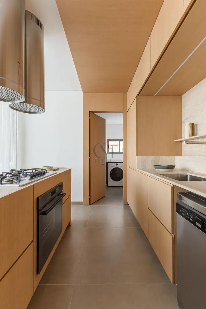 Apartamentos 3 su&iacute;tes no Batel Avenida Sete de Setembro Curitiba - 