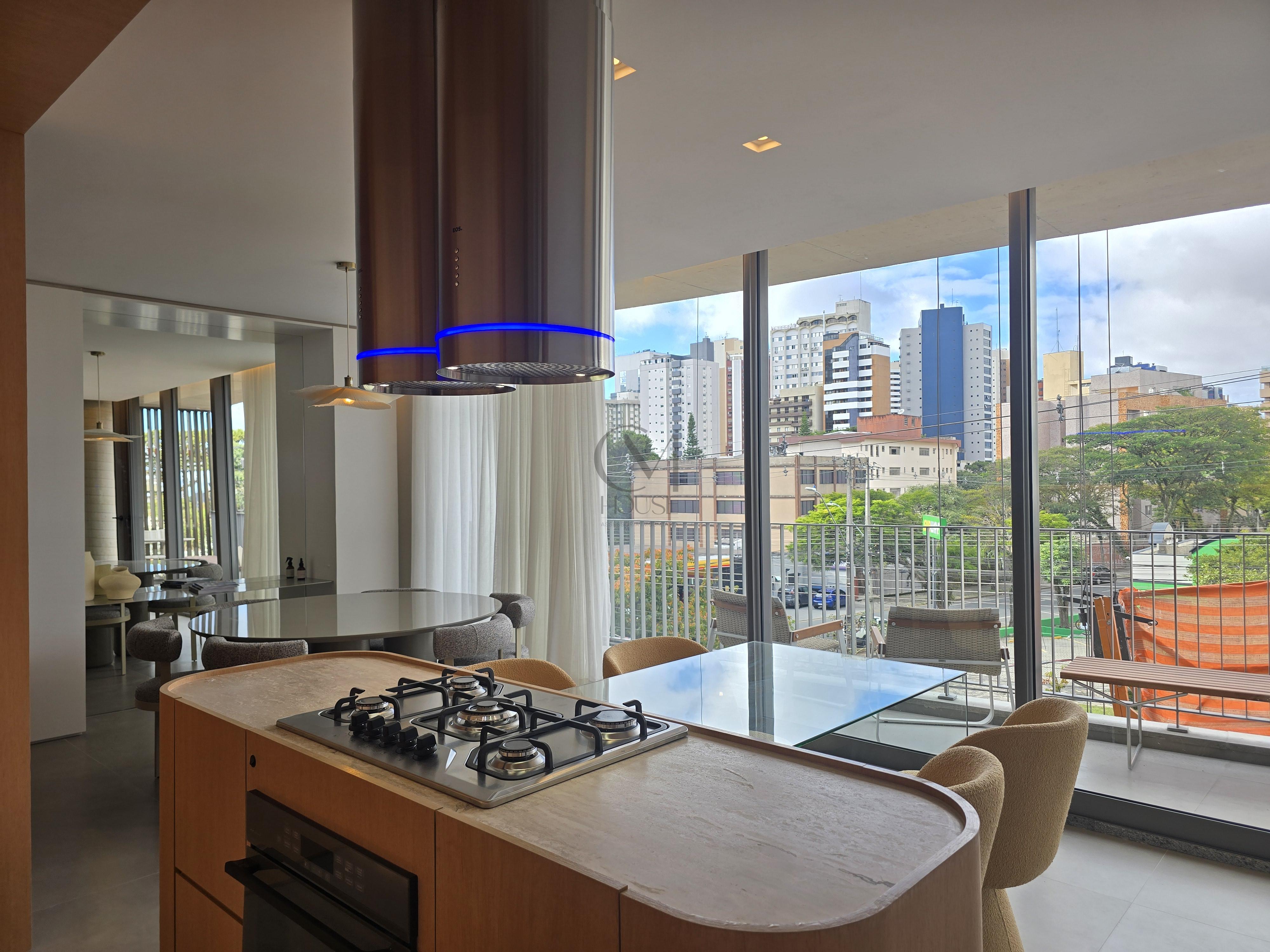 Apartamentos 3 su&iacute;tes no Batel Avenida Sete de Setembro Curitiba - 