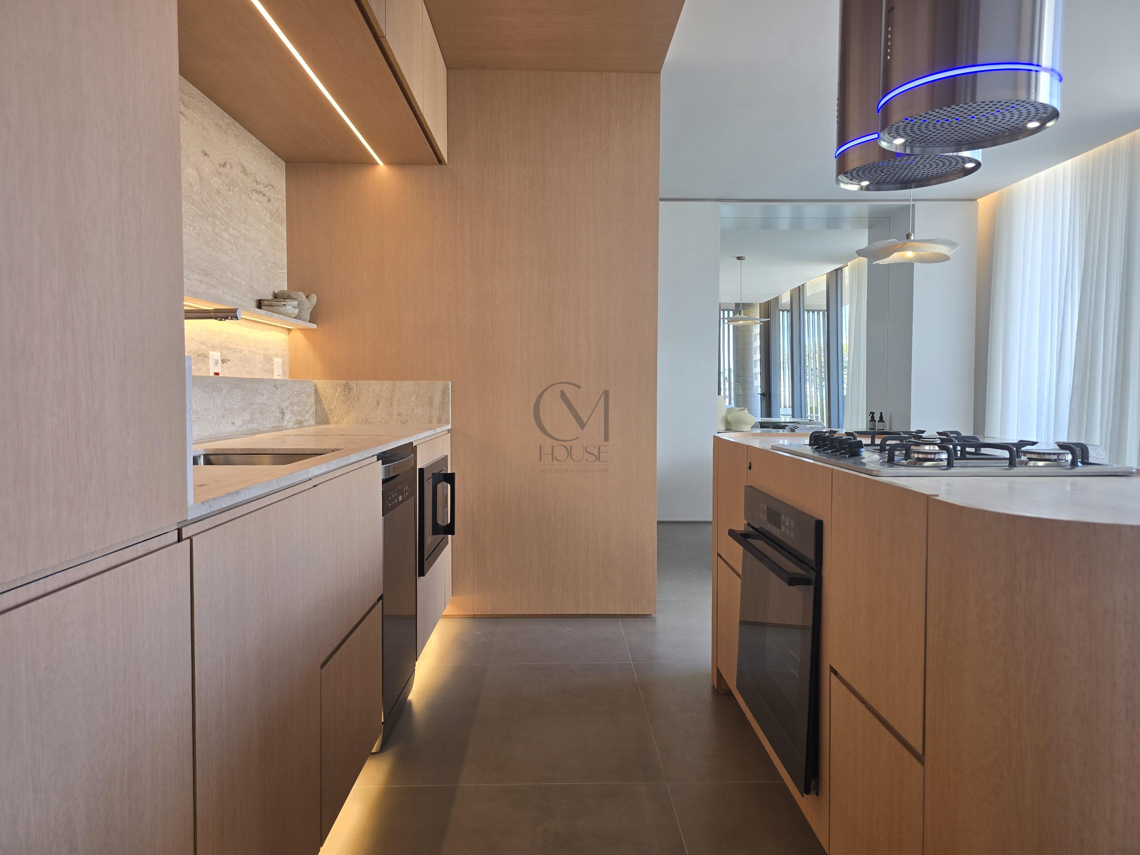 Apartamentos 3 su&iacute;tes no Batel Avenida Sete de Setembro Curitiba - 