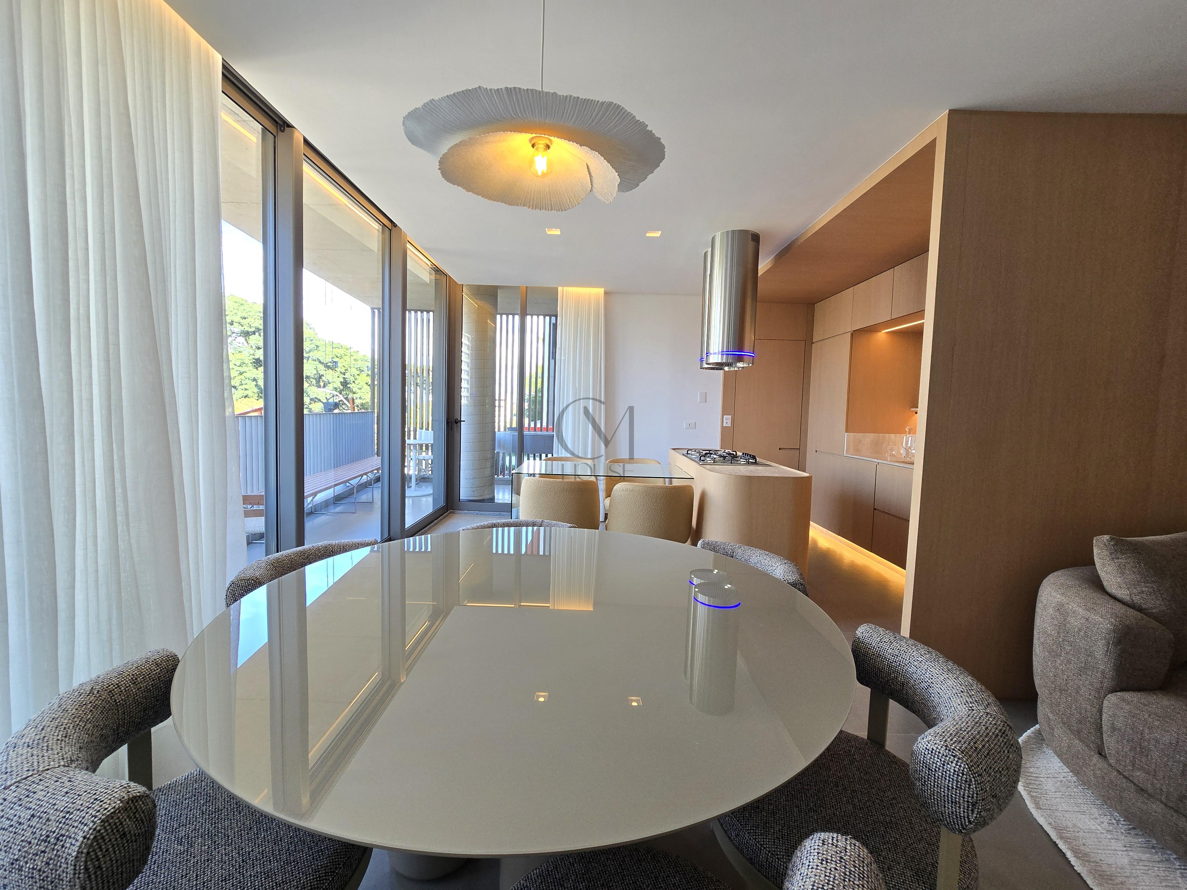 Apartamentos 3 su&iacute;tes no Batel Avenida Sete de Setembro Curitiba - 