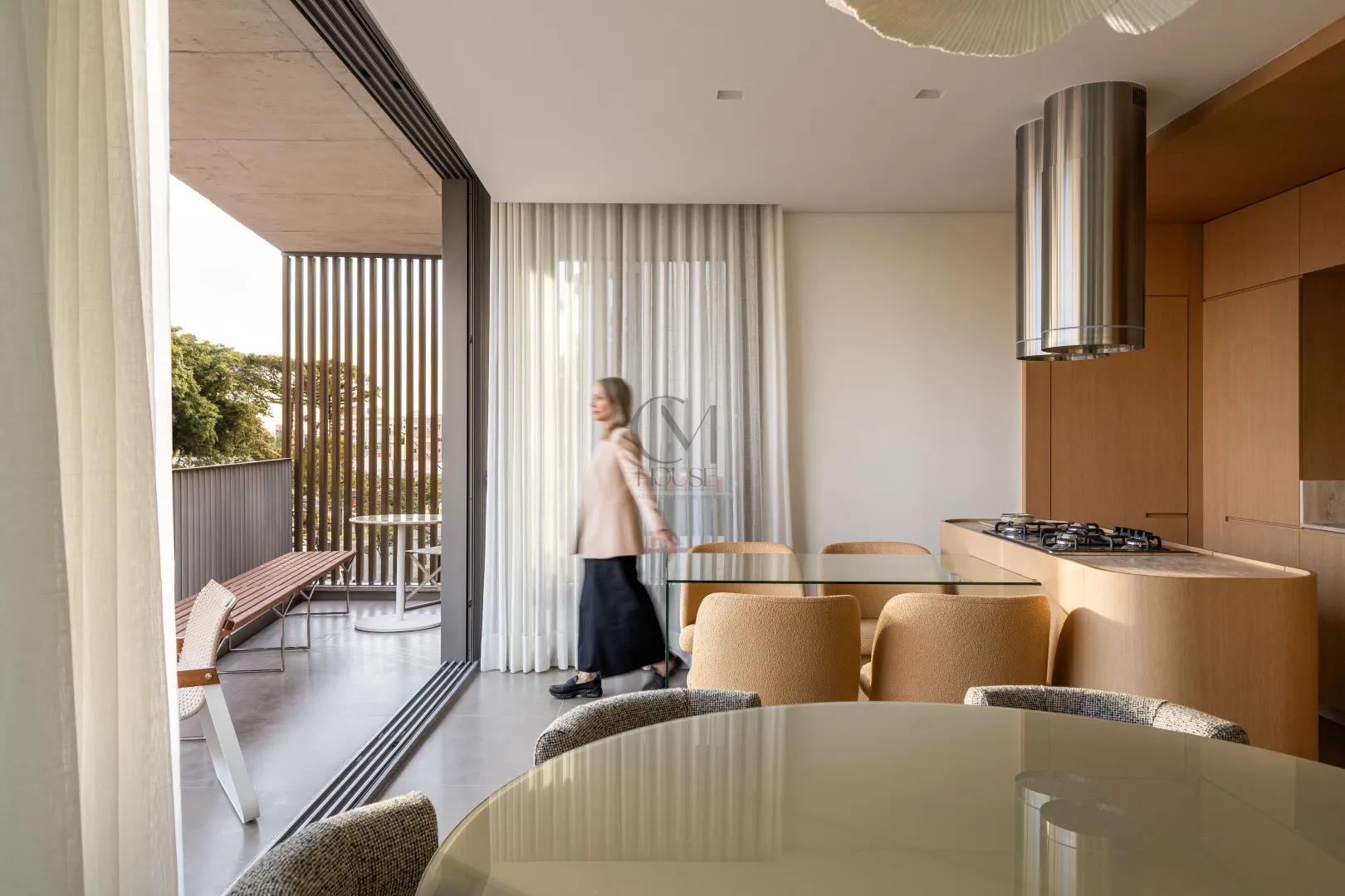 Apartamentos 3 su&iacute;tes no Batel Avenida Sete de Setembro Curitiba - 