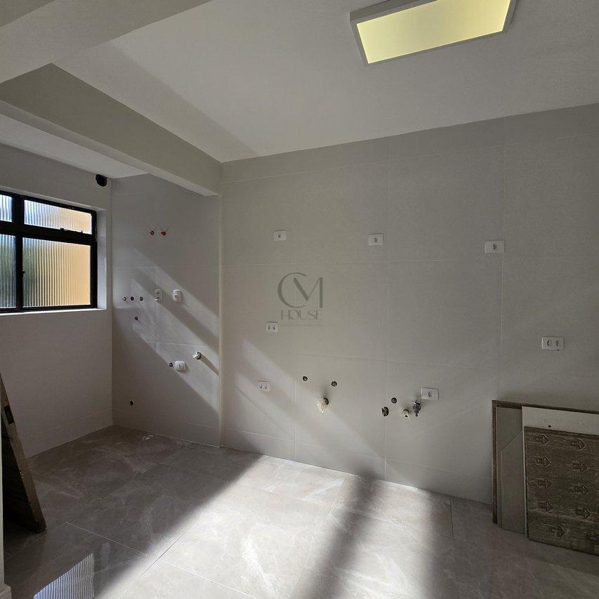 Apartamento Reformado com Vista Livre e Iluminação Natural no Vila Izabel Rua Tabajaras Curitiba - 
