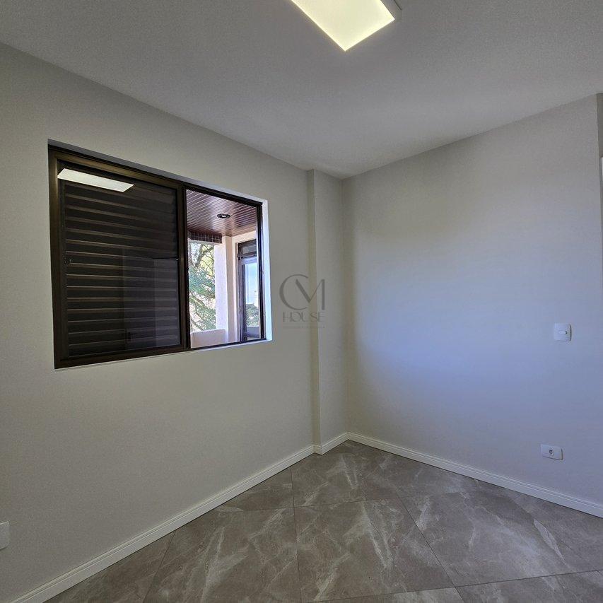 Apartamento Reformado com Vista Livre e Iluminação Natural no Vila Izabel Rua Tabajaras Curitiba - 