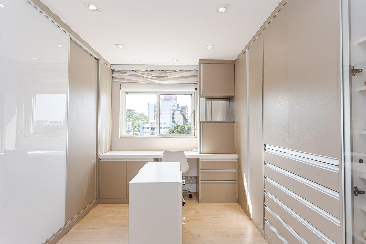 Maravilhosa cobertura duplex face norte com 215m² privativos no coração do Água Verde Rua Palmeiras Curitiba - 