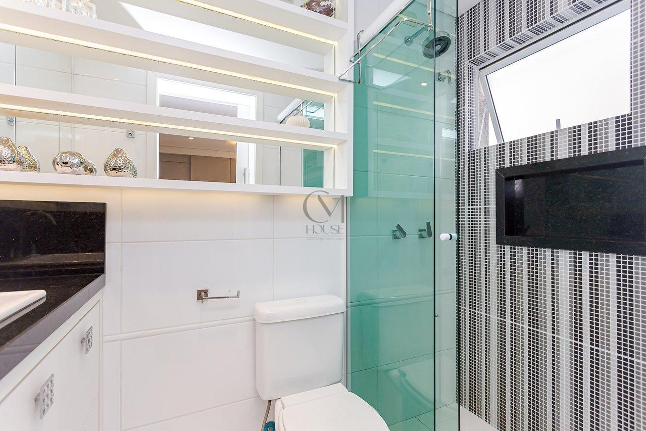 Maravilhosa cobertura duplex face norte com 215m² privativos no coração do Água Verde Rua Palmeiras Curitiba - 