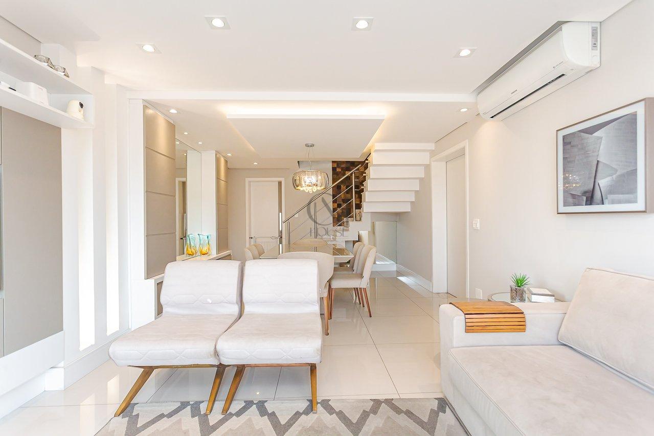 Maravilhosa cobertura duplex face norte com 215m² privativos no coração do Água Verde Rua Palmeiras Curitiba - 