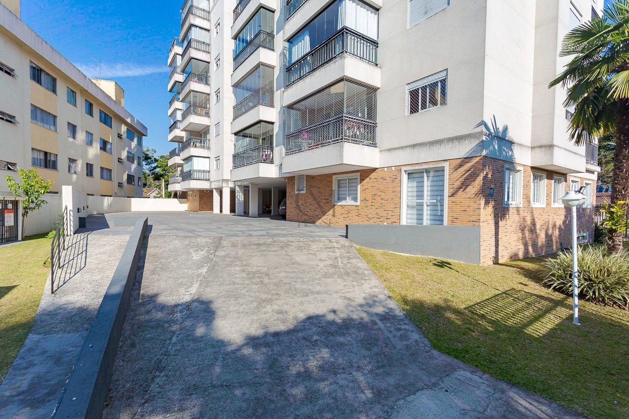 Maravilhosa cobertura duplex face norte com 215m² privativos no coração do Água Verde Rua Palmeiras Curitiba - 