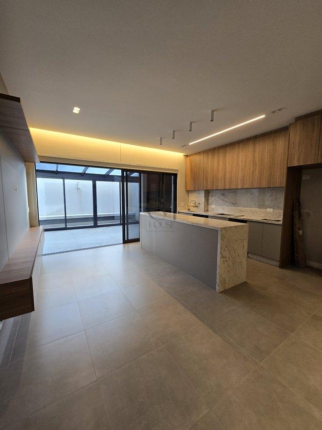 Apartamento Garden semi-mobiliado com móveis sob medida Rua Coronel Airton Plaisant Curitiba - 