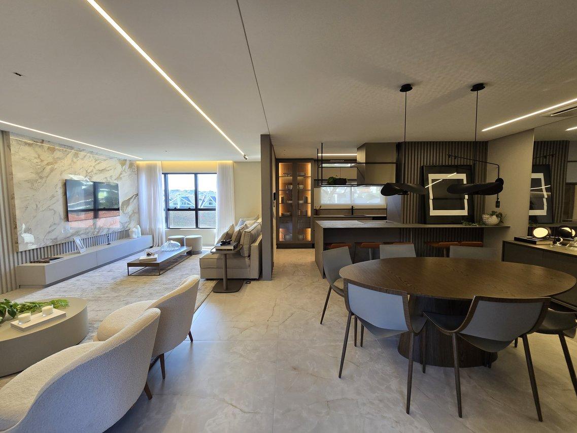 Belíssimo Apartamento com 3 suítes 100% mobiliado no Centro Cívico Rua Vieira dos Santos Curitiba - 