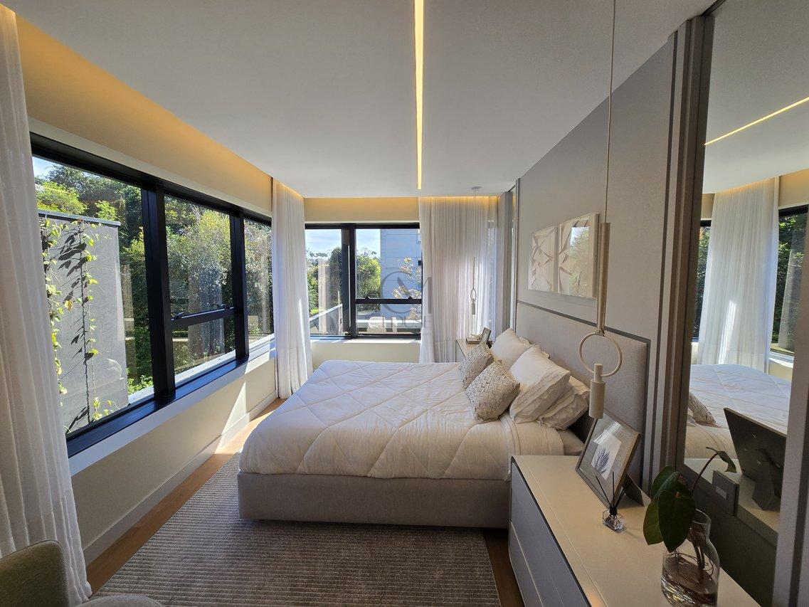 Belíssimo Apartamento com 3 suítes 100% mobiliado no Centro Cívico Rua Vieira dos Santos Curitiba - 