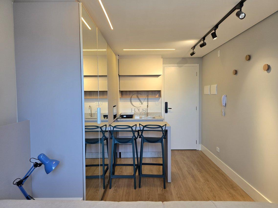 Studio mobiliado próximo à UFPR Rua Tibagi Curitiba - 