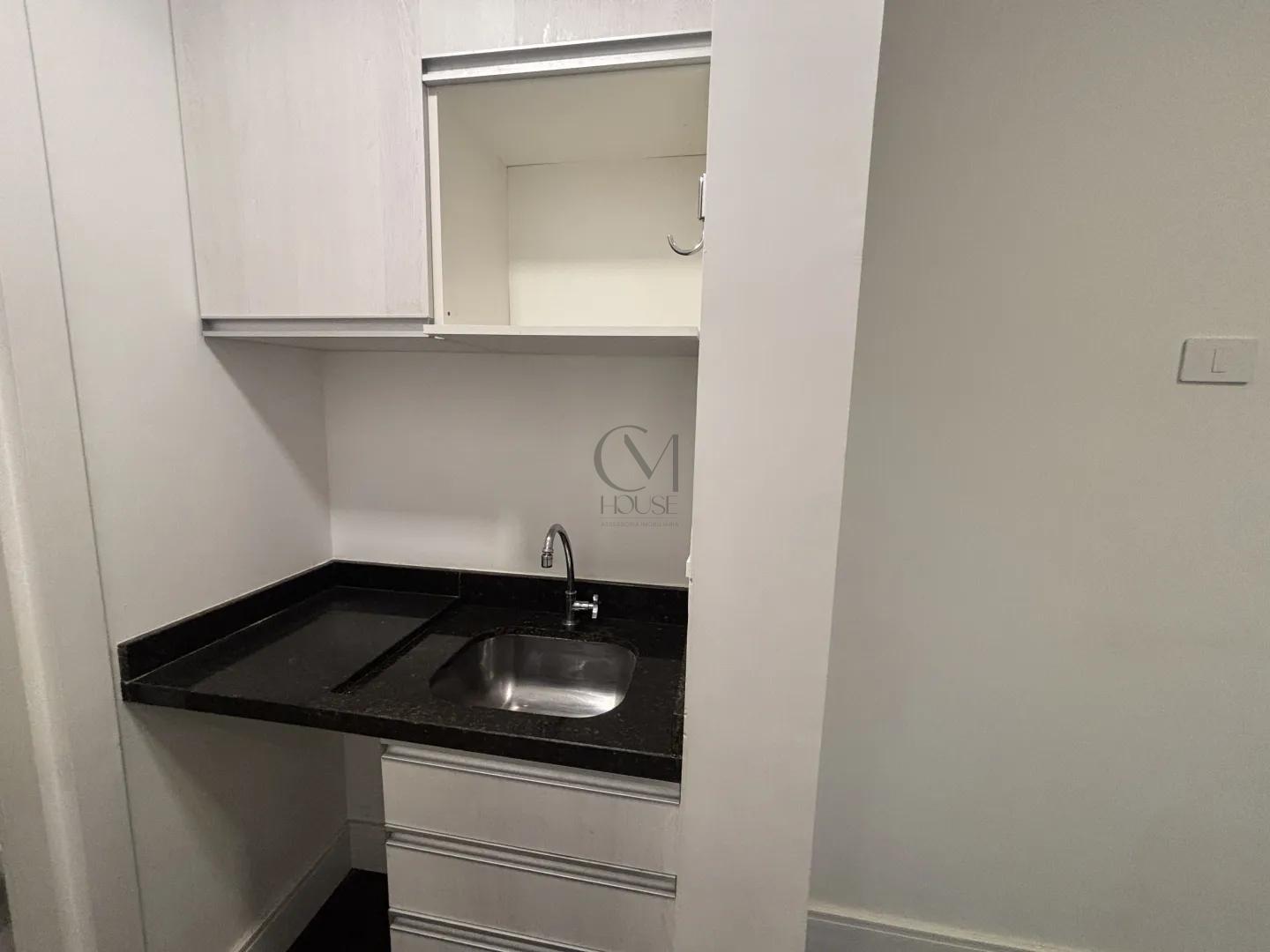 Conjunto comercial no Batel ao lado da Pra&ccedil;a do Jap&atilde;o Avenida Sete de Setembro Curitiba - 