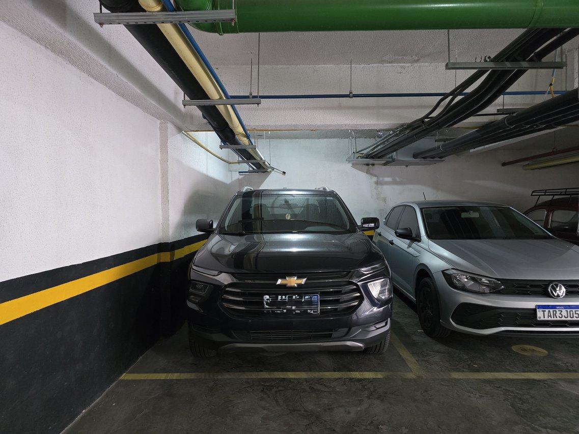 Ótimo apartamento mobiliado com 1 suíte e vaga de garagem no Água Verde Rua Alcebíades Plaisant Curitiba - 