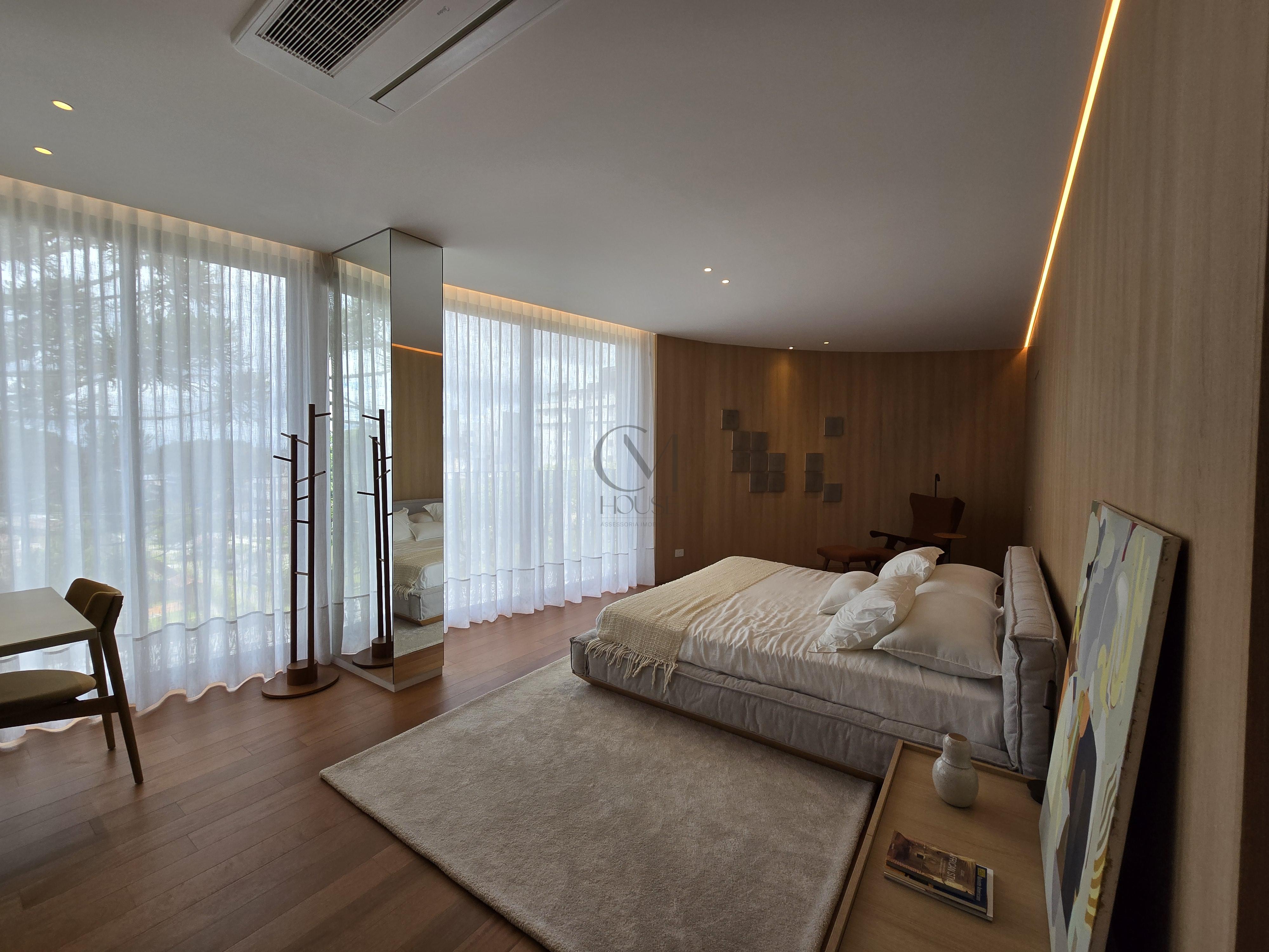 Apartamento novo e finamente mobiliado e decorado Rua Professor Assis Gonçalves Curitiba - 