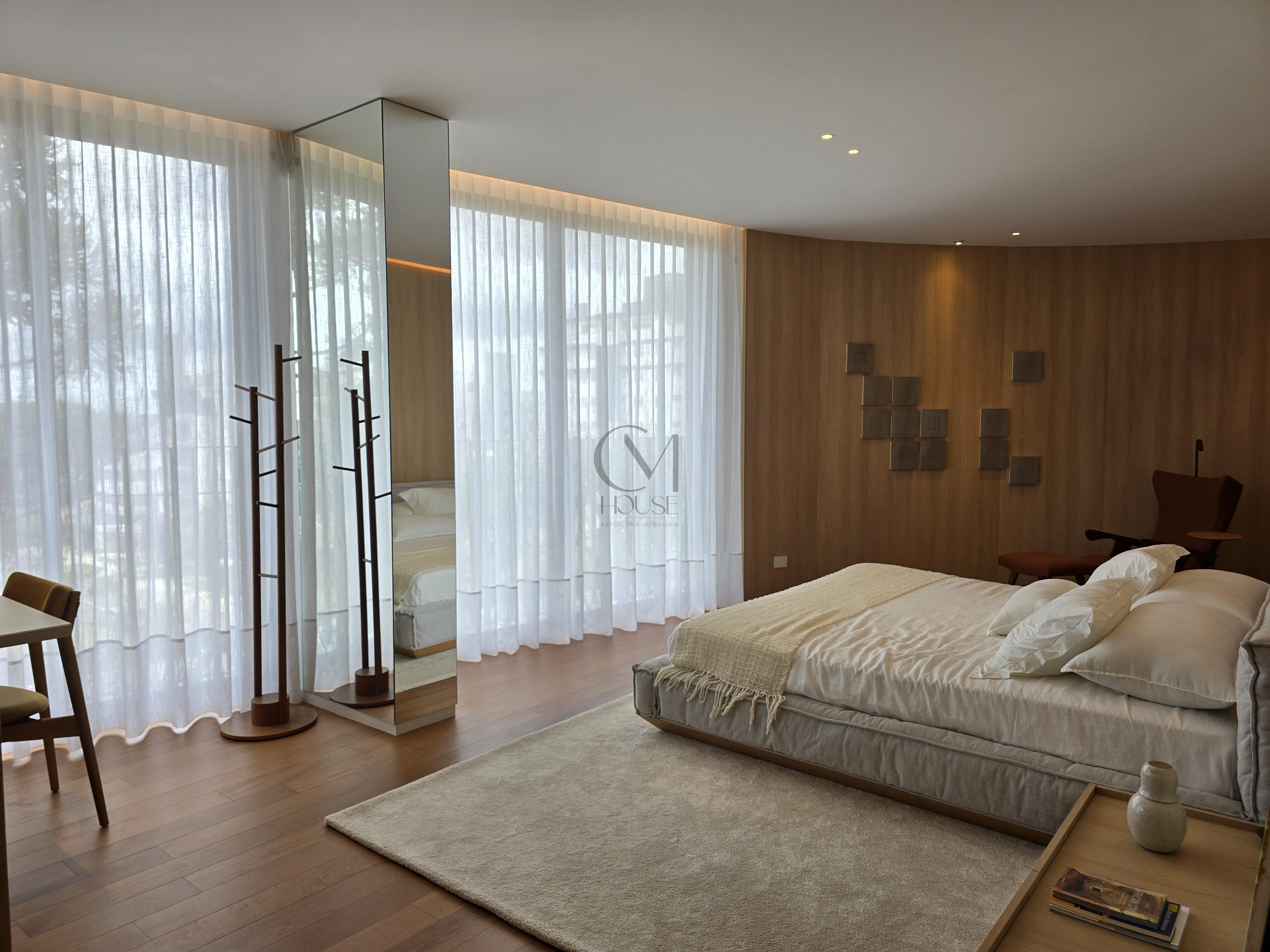 Apartamento novo e finamente mobiliado e decorado Rua Professor Assis Gonçalves Curitiba - 