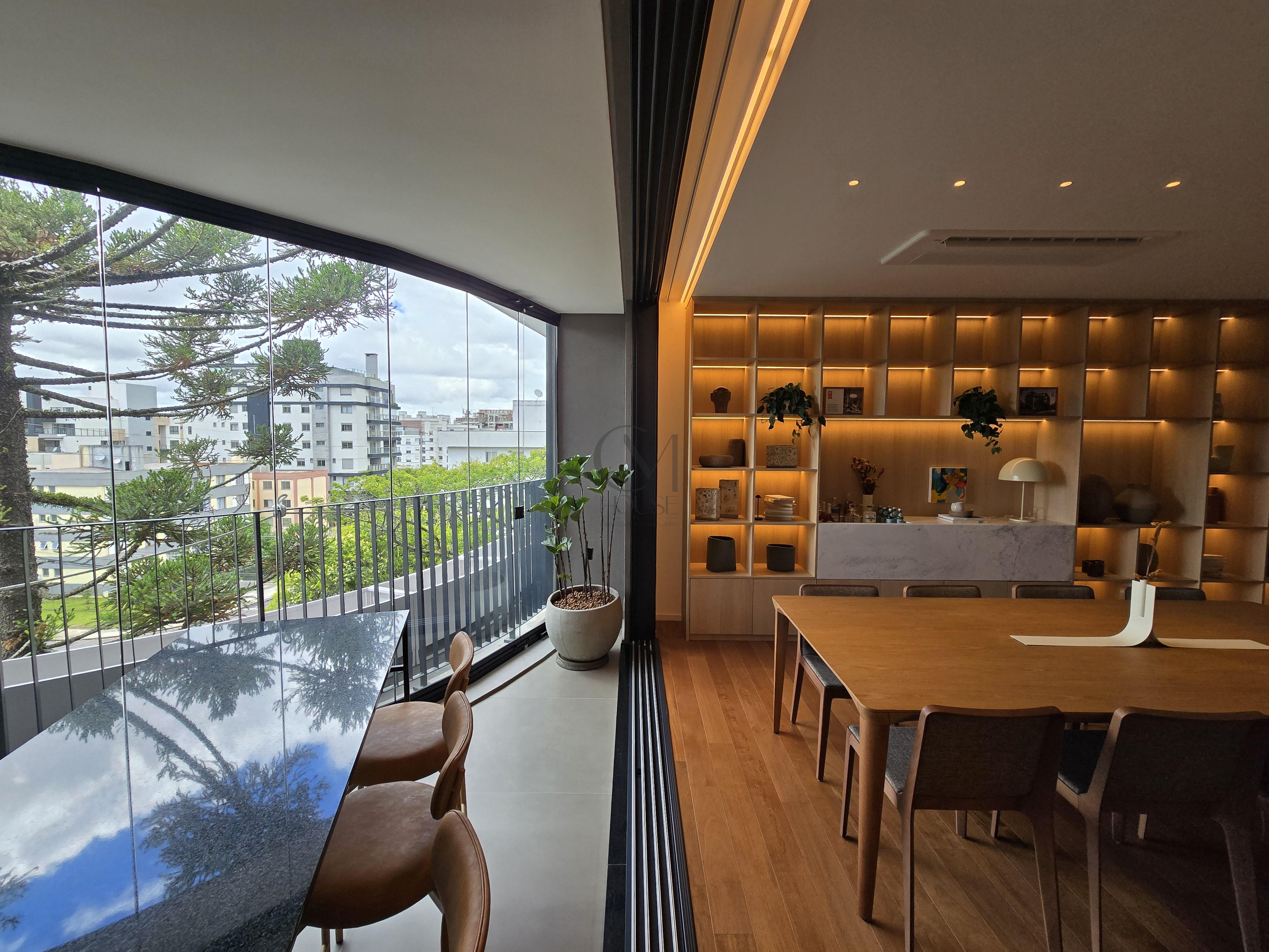 Apartamento novo e finamente mobiliado e decorado Rua Professor Assis Gonçalves Curitiba - 