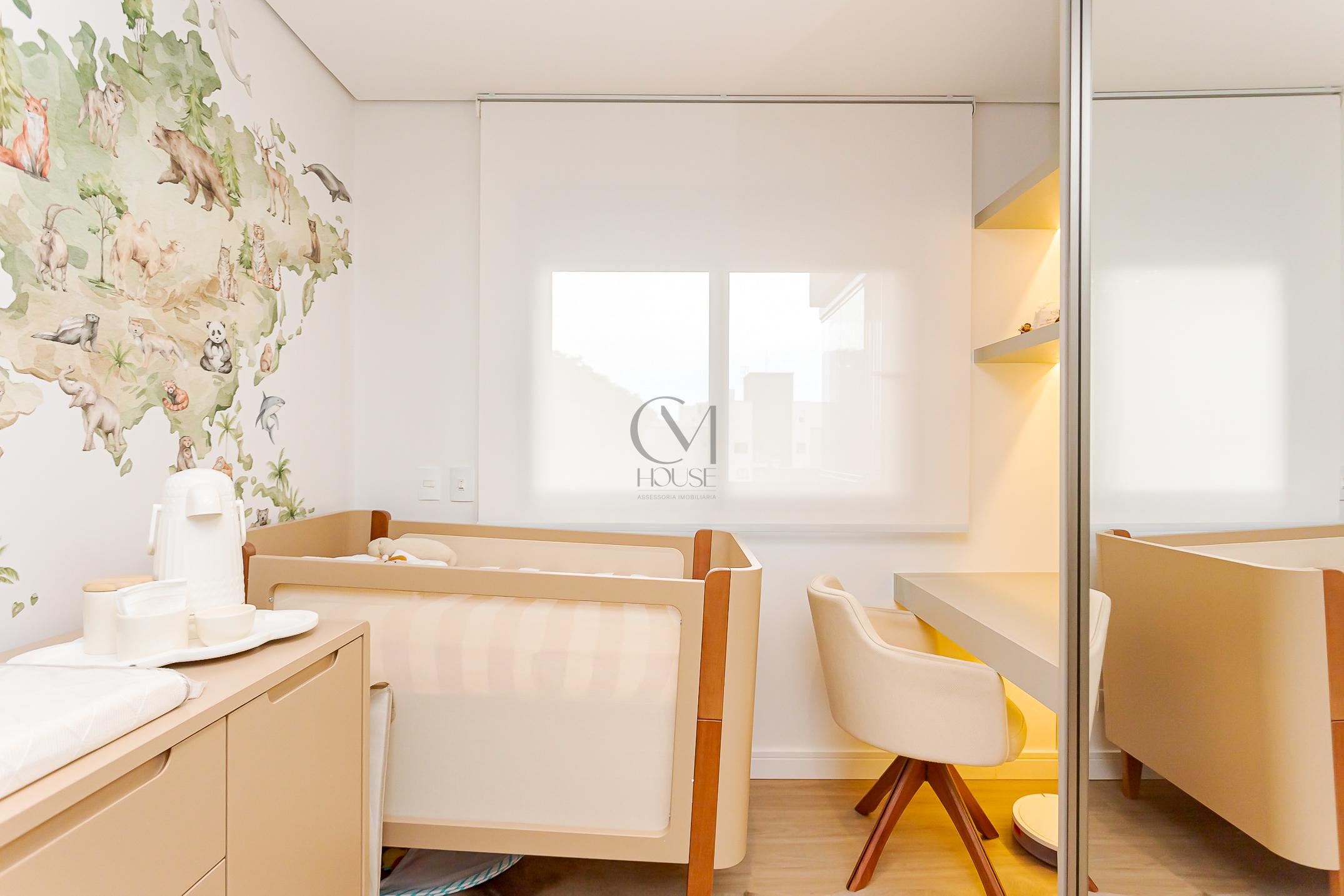 Apartamento completamente mobiliado com 2 quartos (1 su&iacute;te) e 2 vagas de garagem Rua Coronel Airton Plaisant Curitiba - 