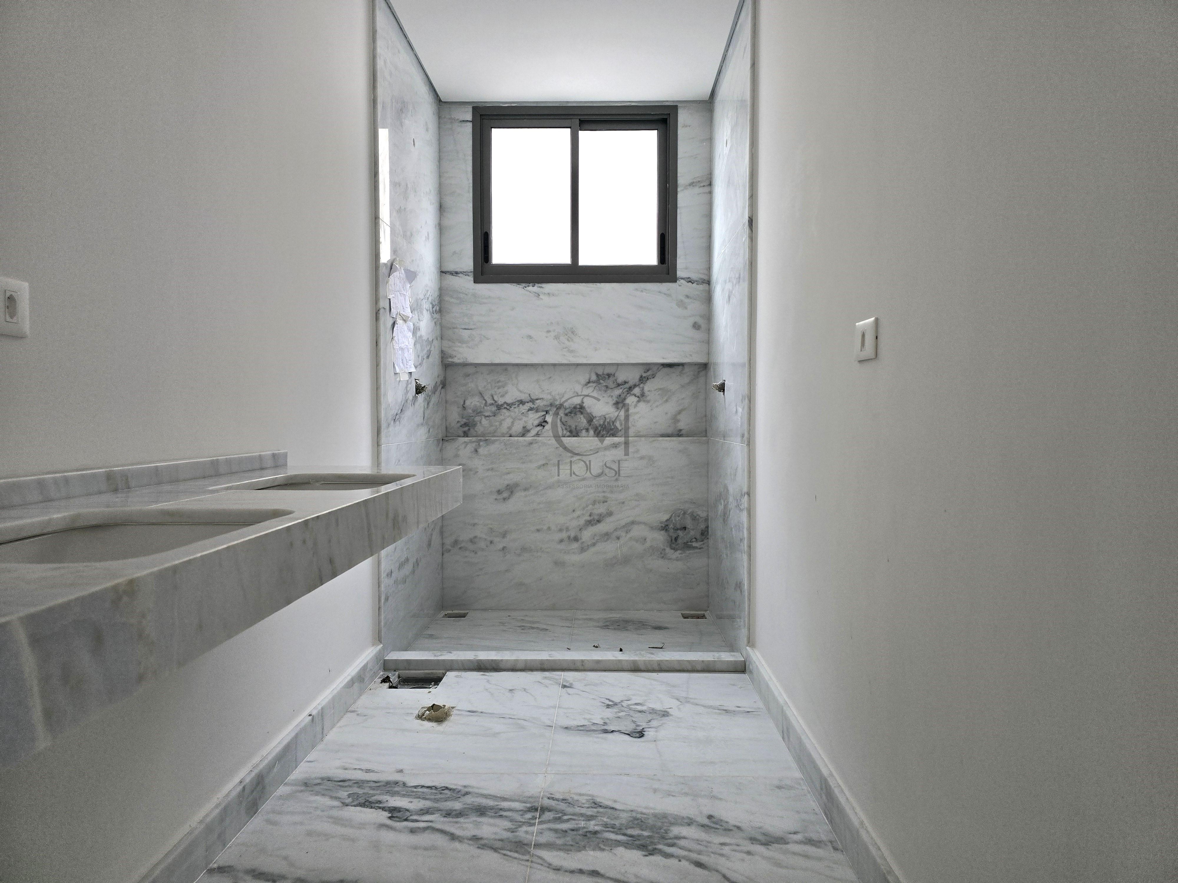 3 su&iacute;tes no Batel Avenida Sete de Setembro - - 