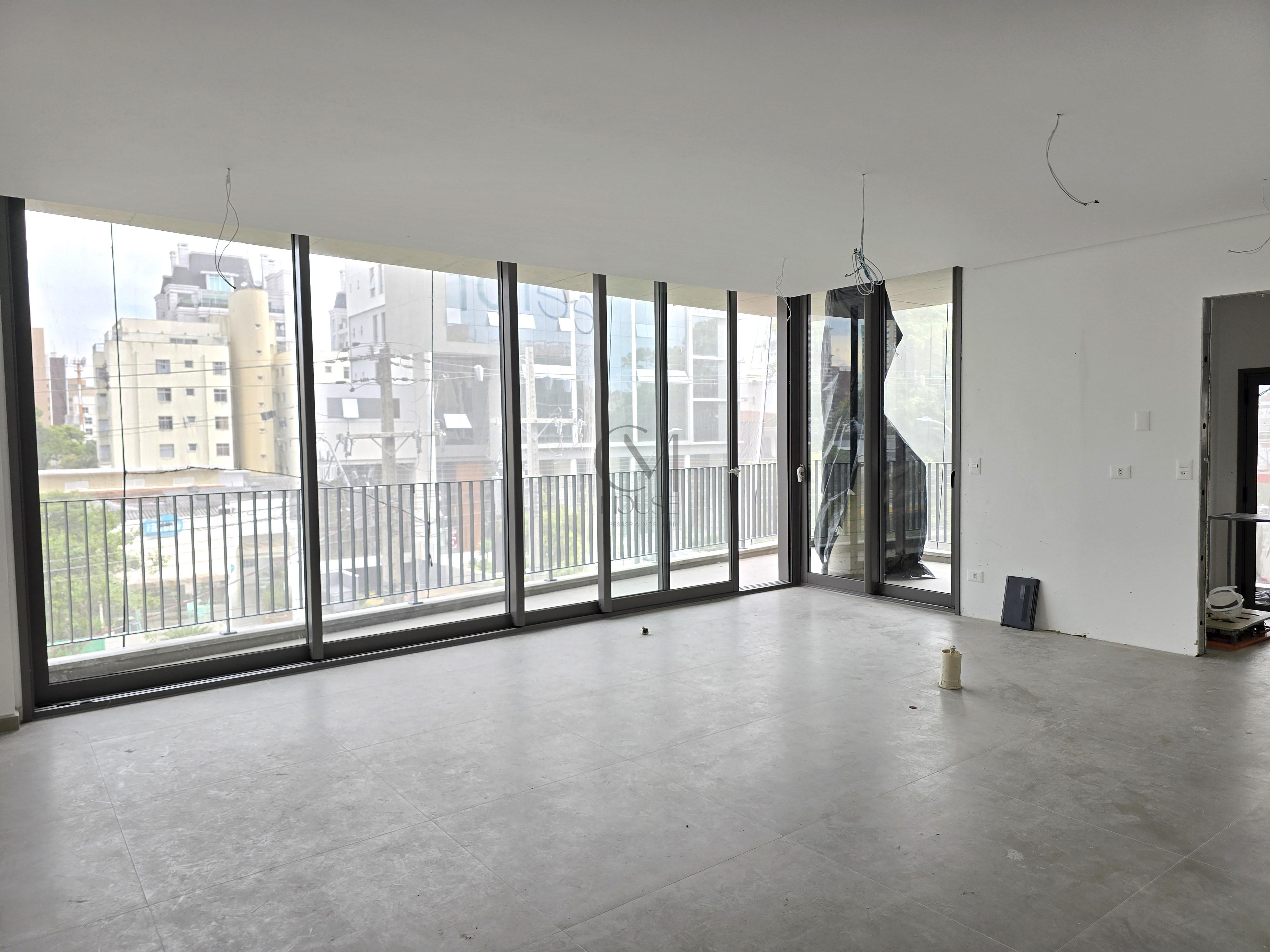 3 su&iacute;tes no Batel Avenida Sete de Setembro - - 