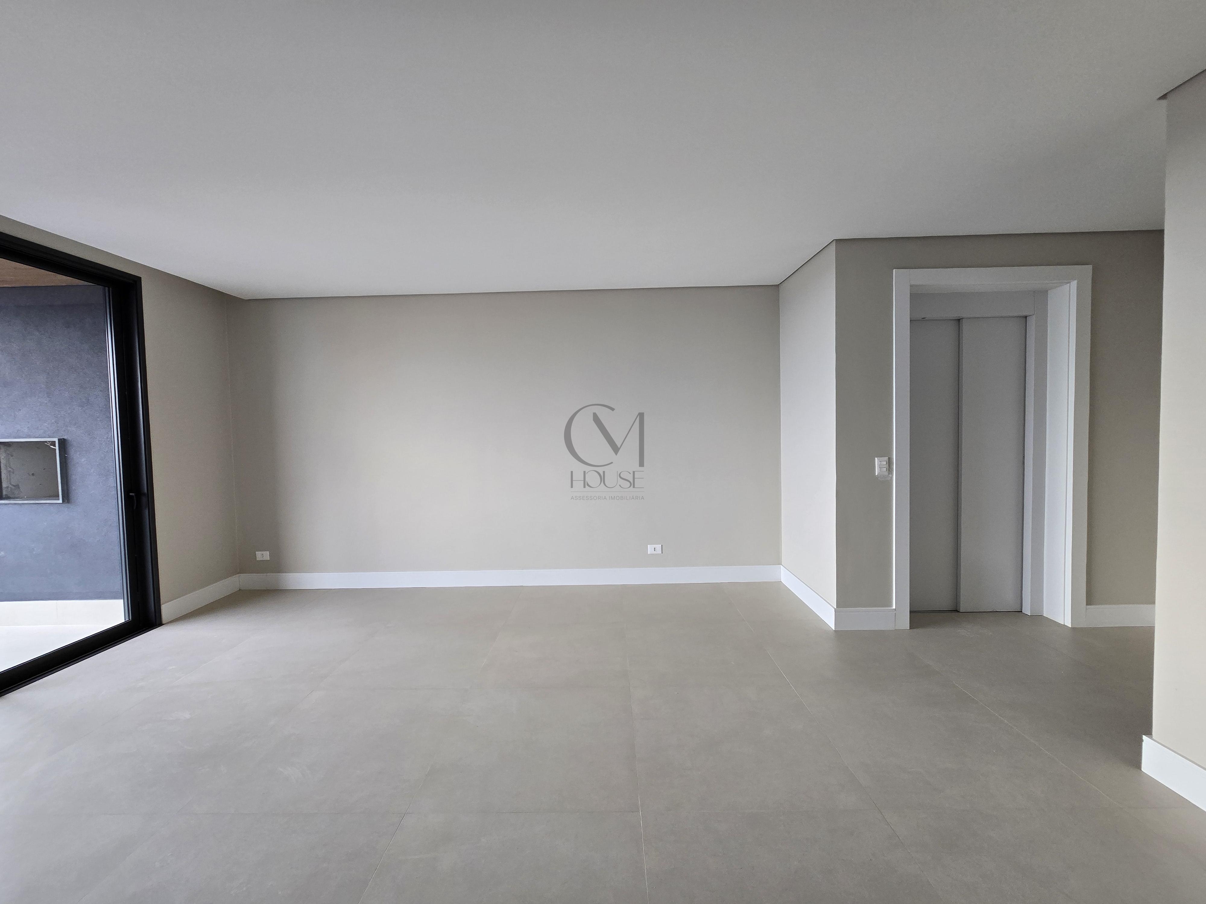 Apartamento com 3 su&iacute;tes novo com vista livre Rua Herculano Carlos Franco de Souza Curitiba - 