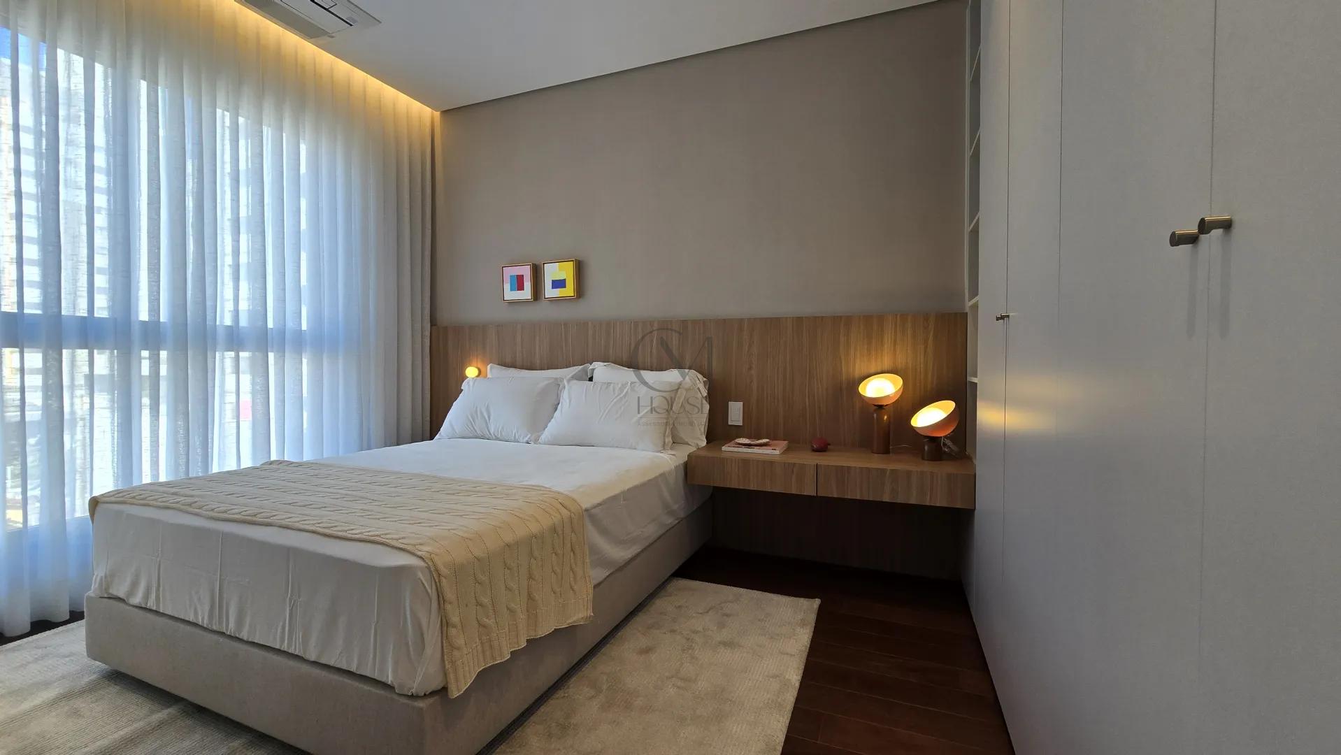 Apartamento 3 su&iacute;tes decorado e mobiliado no Cabral Rua Belém Curitiba - 