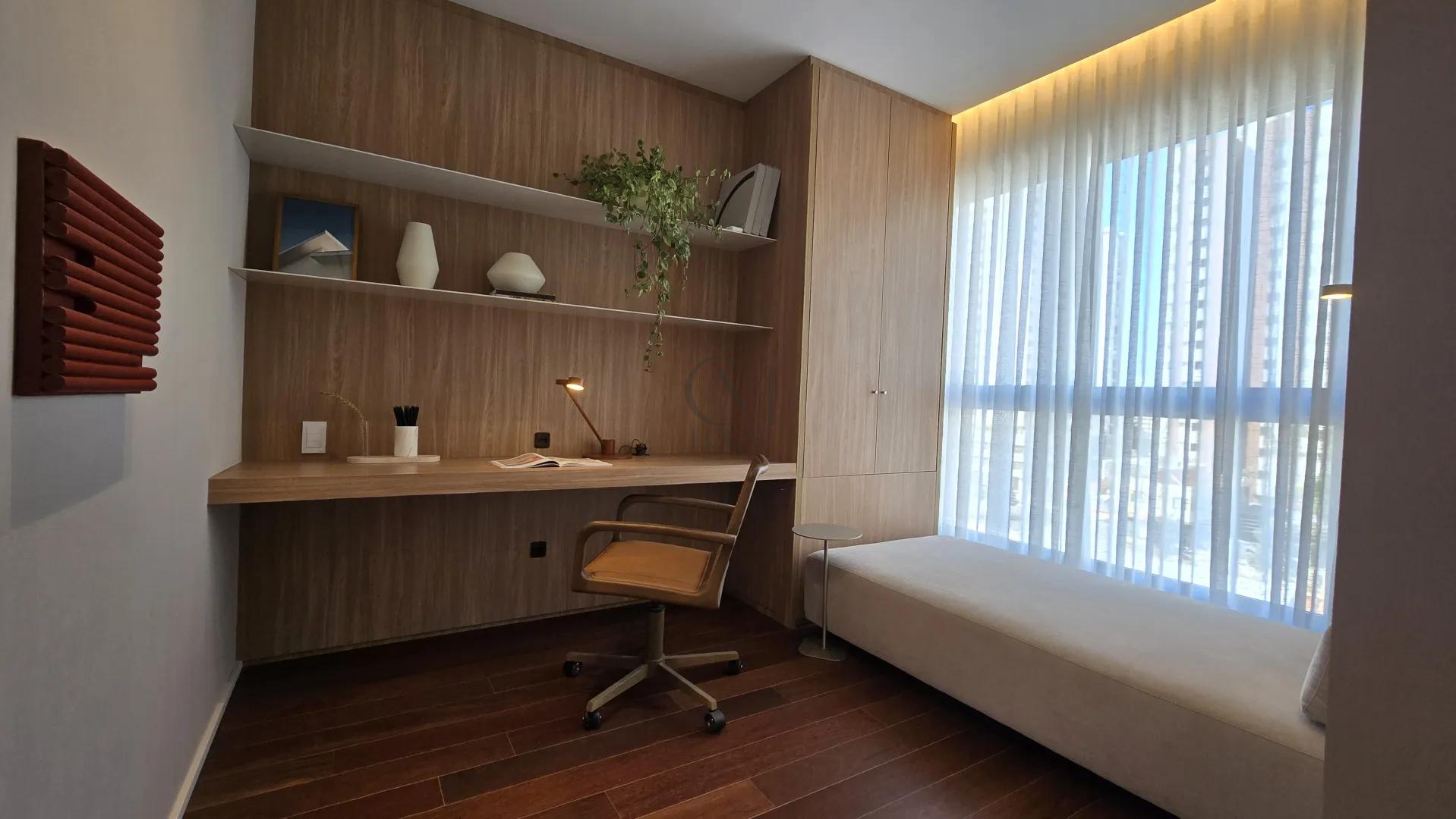 Apartamento 3 su&iacute;tes decorado e mobiliado no Cabral Rua Belém Curitiba - 
