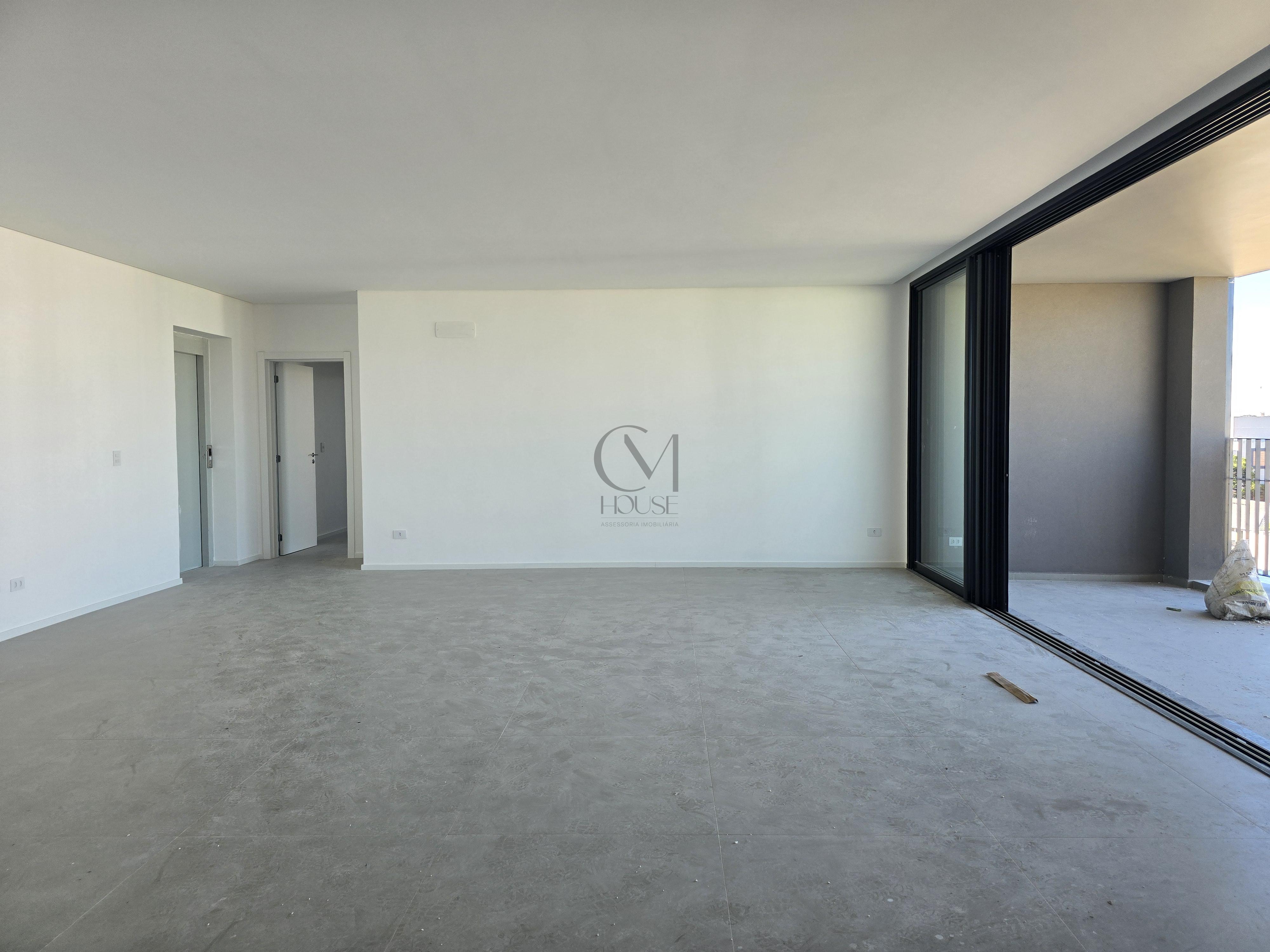 Bel&iacute;ssimo apartamento novo com 3 su&iacute;tes e vista livre Rua Professor Assis Gonçalves Curitiba - 