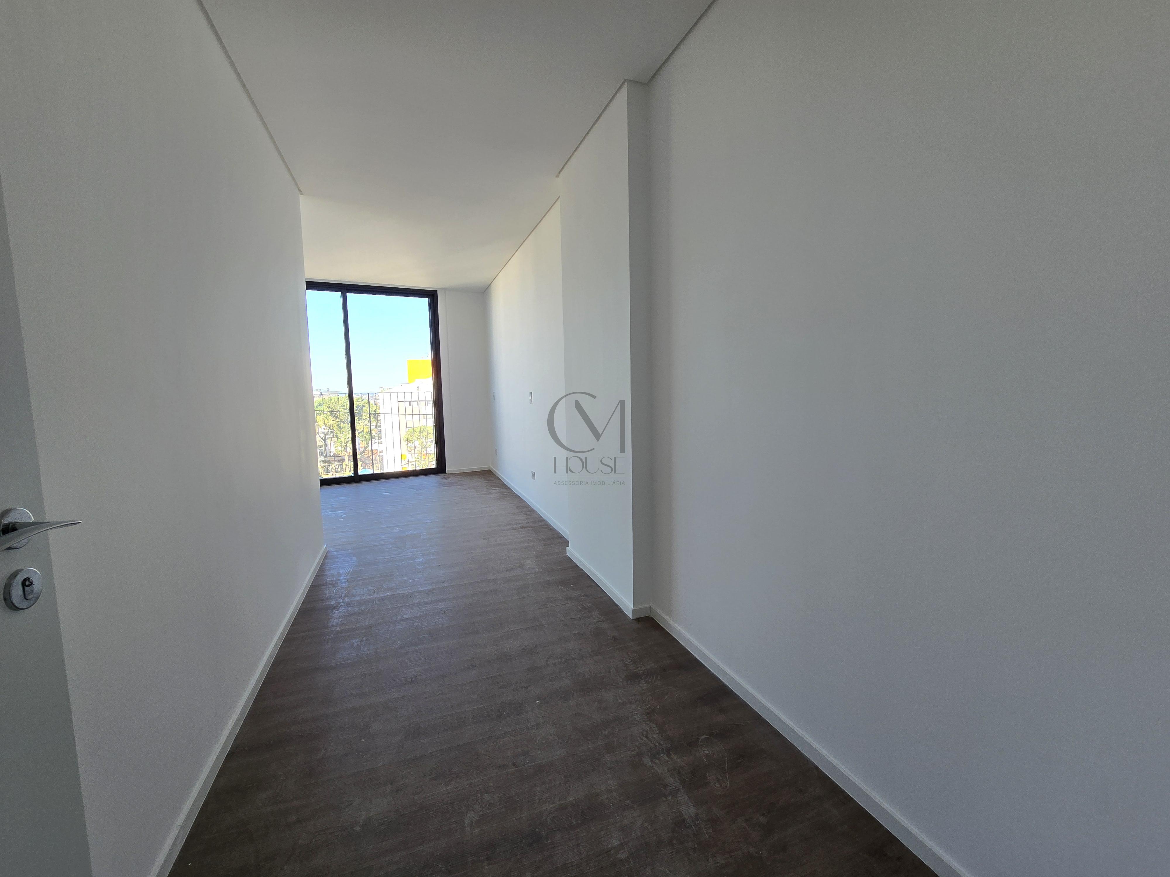 Bel&iacute;ssimo apartamento novo com 3 su&iacute;tes e vista livre Rua Professor Assis Gonçalves Curitiba - 