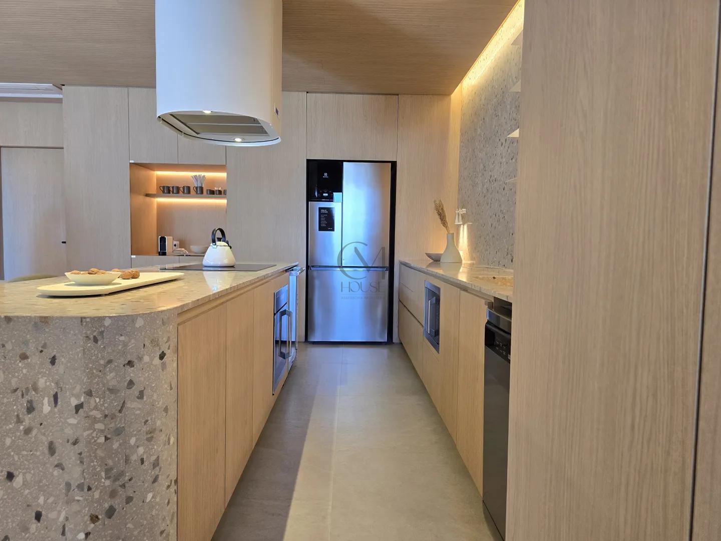 Apartamento decorado &agrave; venda no Cabral Rua Belém Curitiba - 