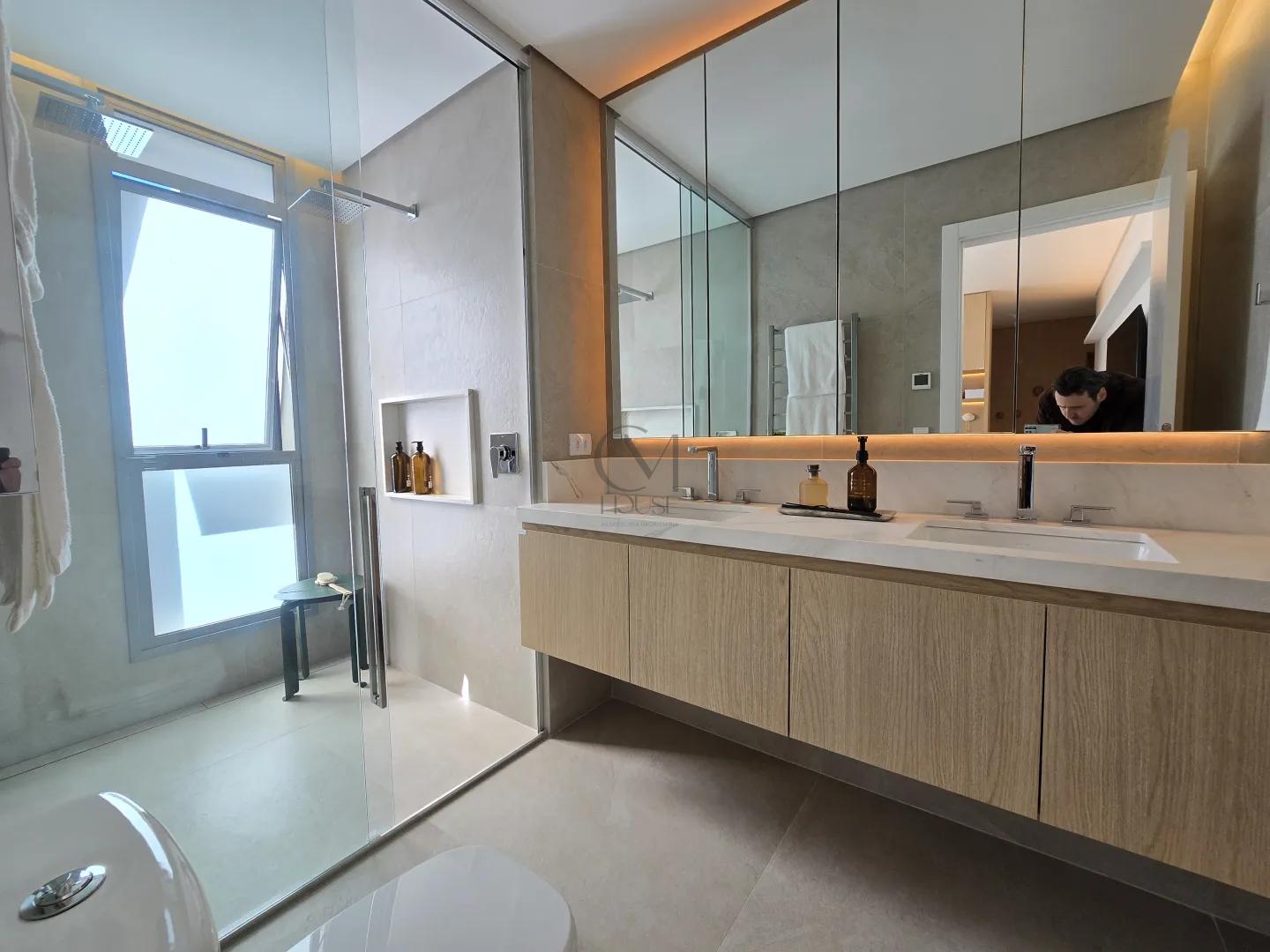 Apartamento decorado &agrave; venda no Cabral Rua Belém Curitiba - 