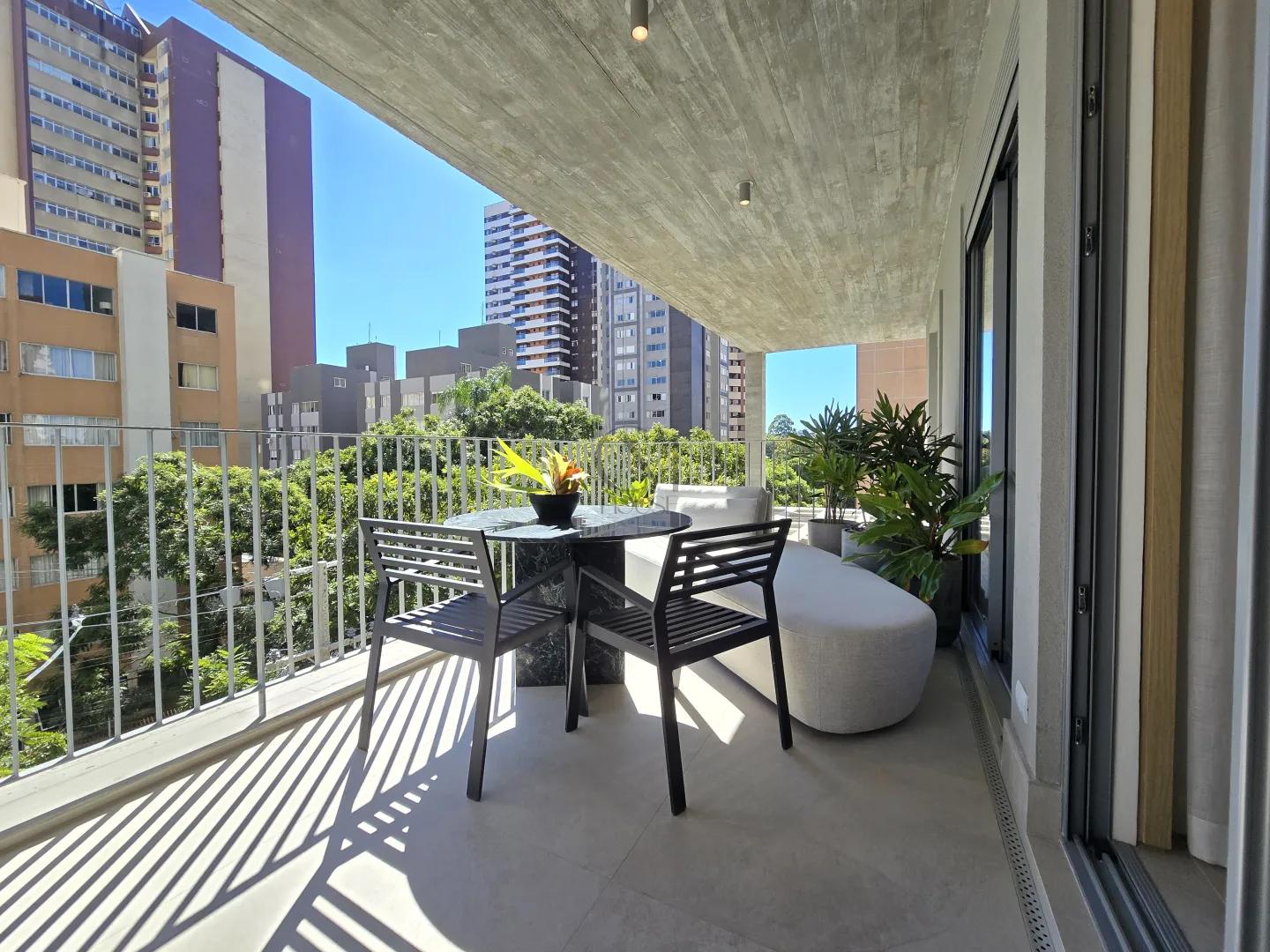 Apartamento decorado &agrave; venda no Cabral Rua Belém Curitiba - 
