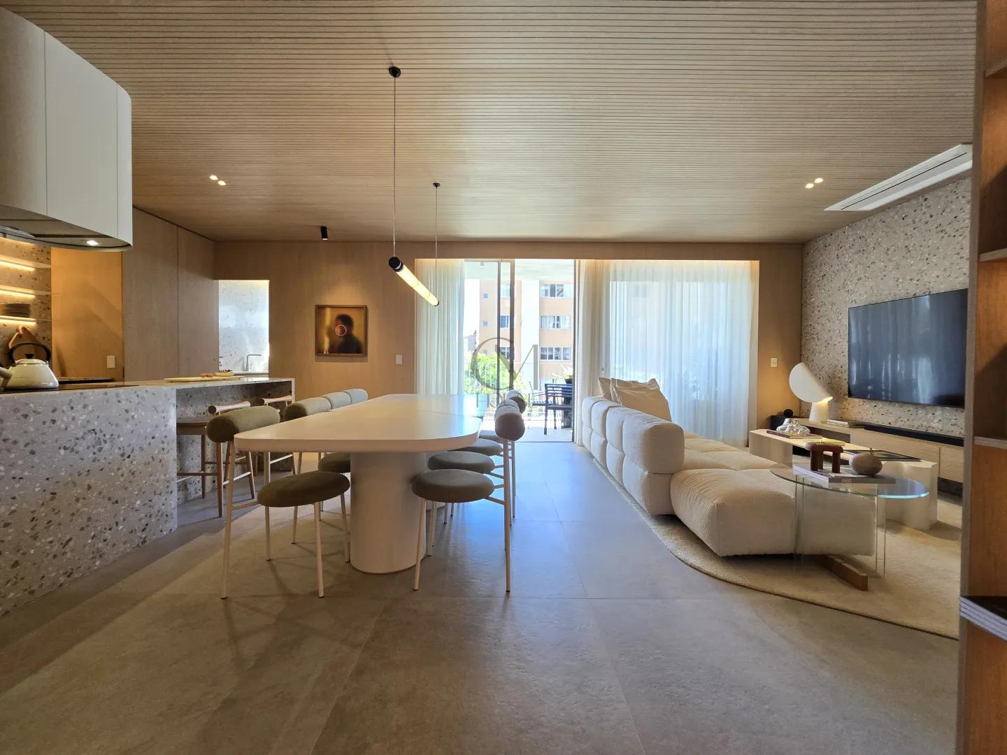 Apartamento decorado &agrave; venda no Cabral Rua Belém Curitiba - 