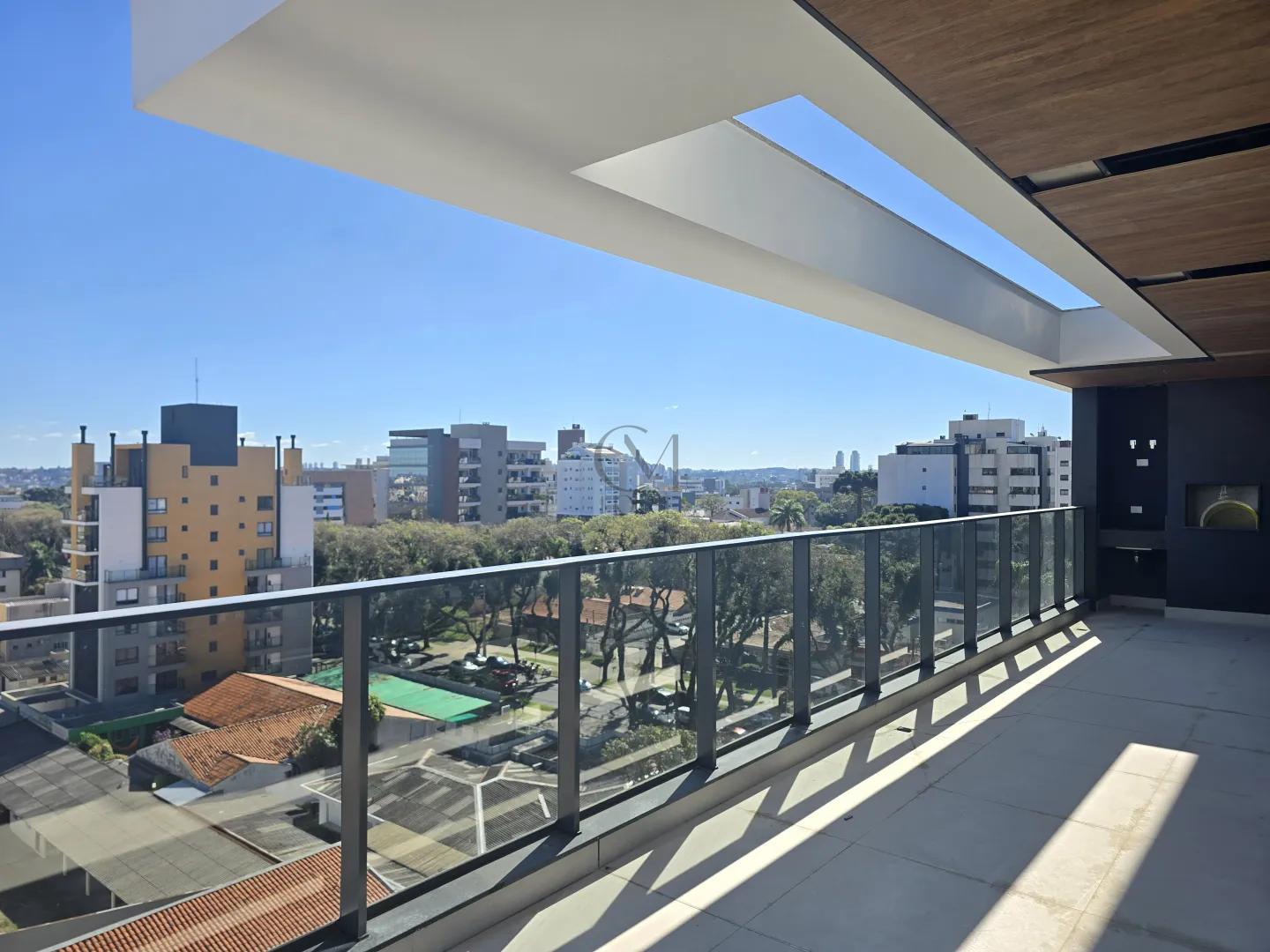 Cobertura com 3 su&iacute;tes vista livre e &oacute;tima incid&ecirc;ncia solar Rua Herculano Carlos Franco de Souza Curitiba - 