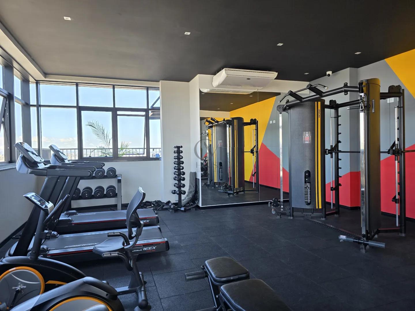 Studio completo no Centro de Curitiba com sacada Rua Tibagi Curitiba - 