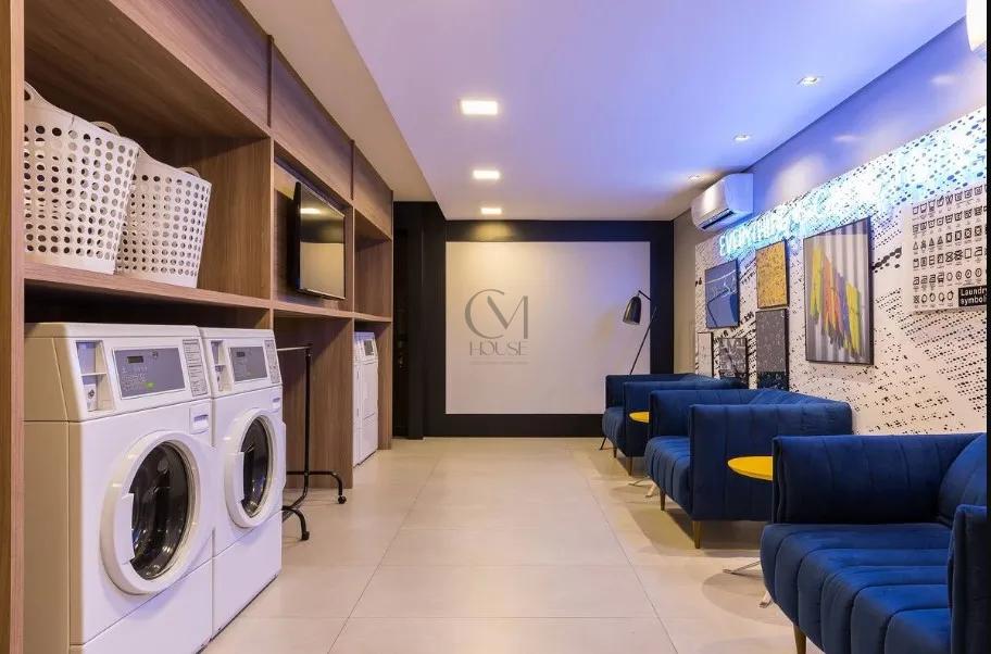 St&uacute;dio completamente mobiliado e decorado pronto em andar alto pra morar ou rentabilizar Avenida Silva Jardim Curitiba - 