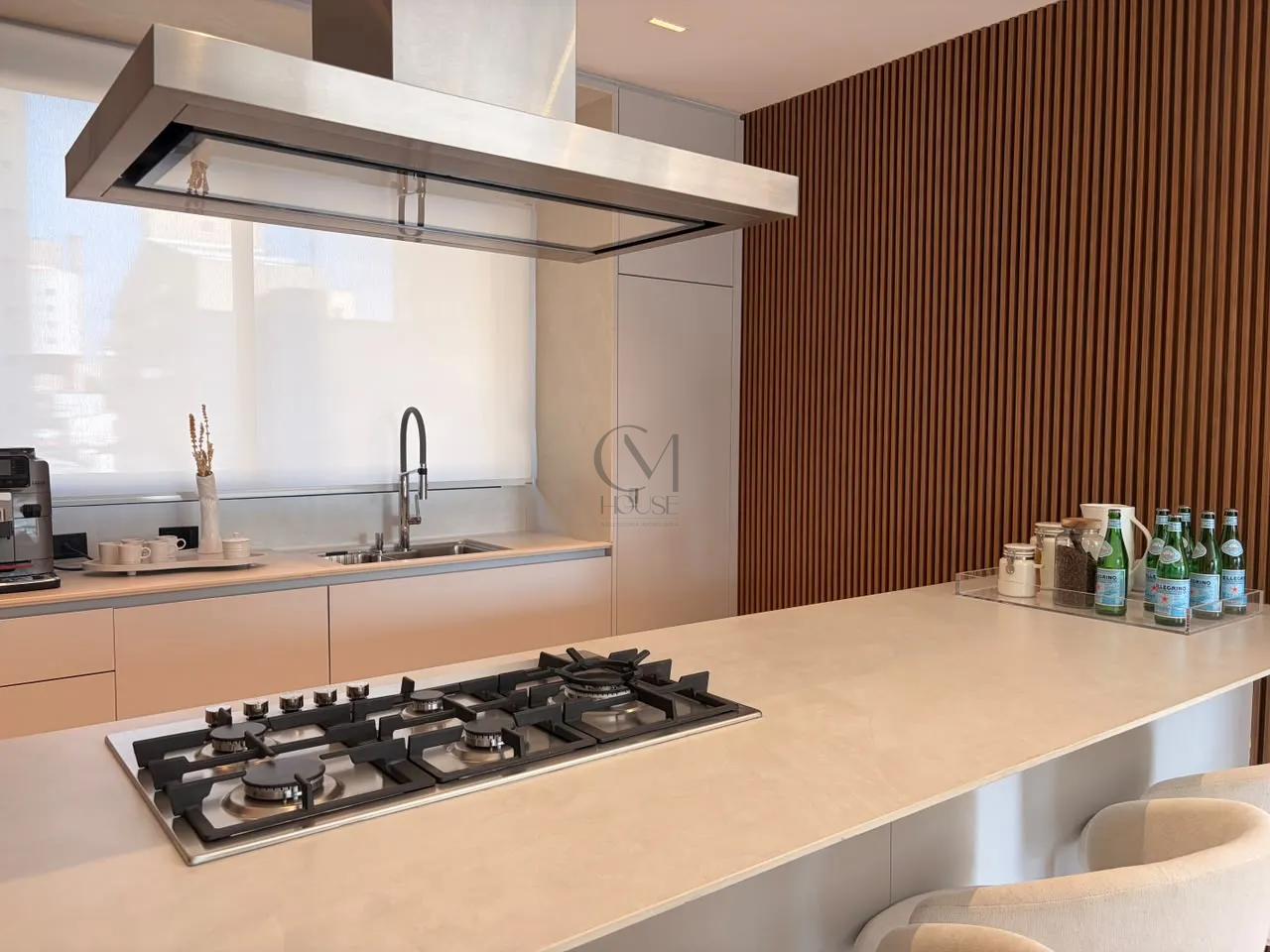 3 su&iacute;tes mobiliado e decorado no Bigorrilho Alameda Princesa Izabel Curitiba - 