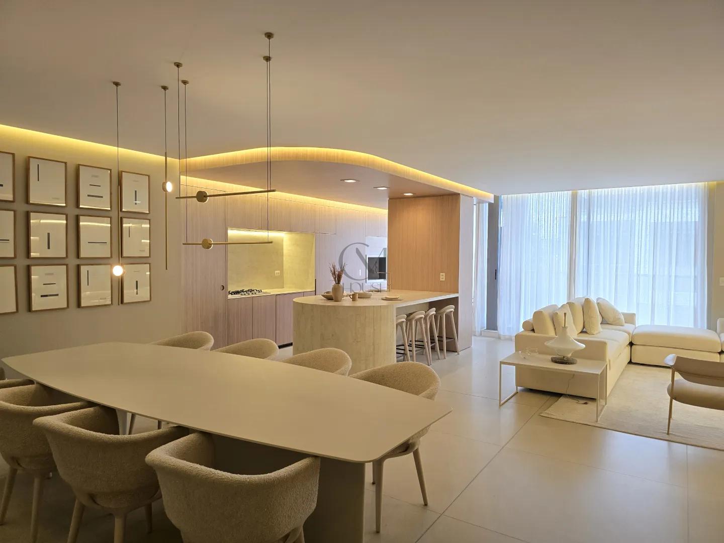 Apartamento 3 su&iacute;tes decorado e mobiliado em frente ao Parque Barigui  Curitiba - 