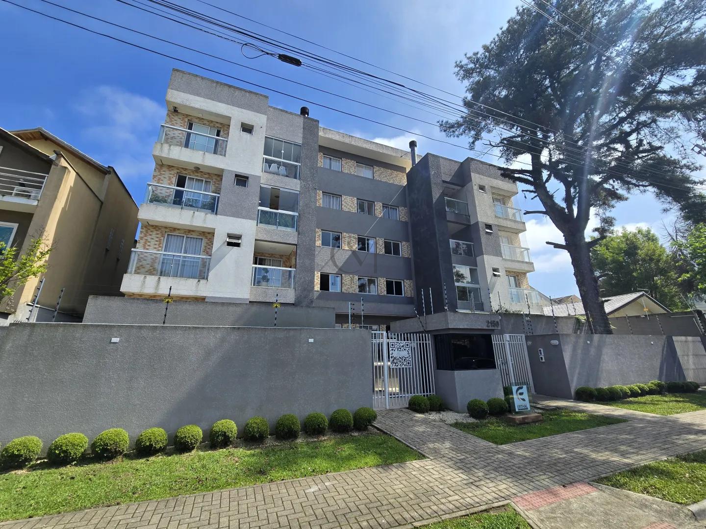 Apartamento garden com 2 quartos semimobiliado, muito espa&ccedil;o e sol Rua Paraíba Curitiba - 