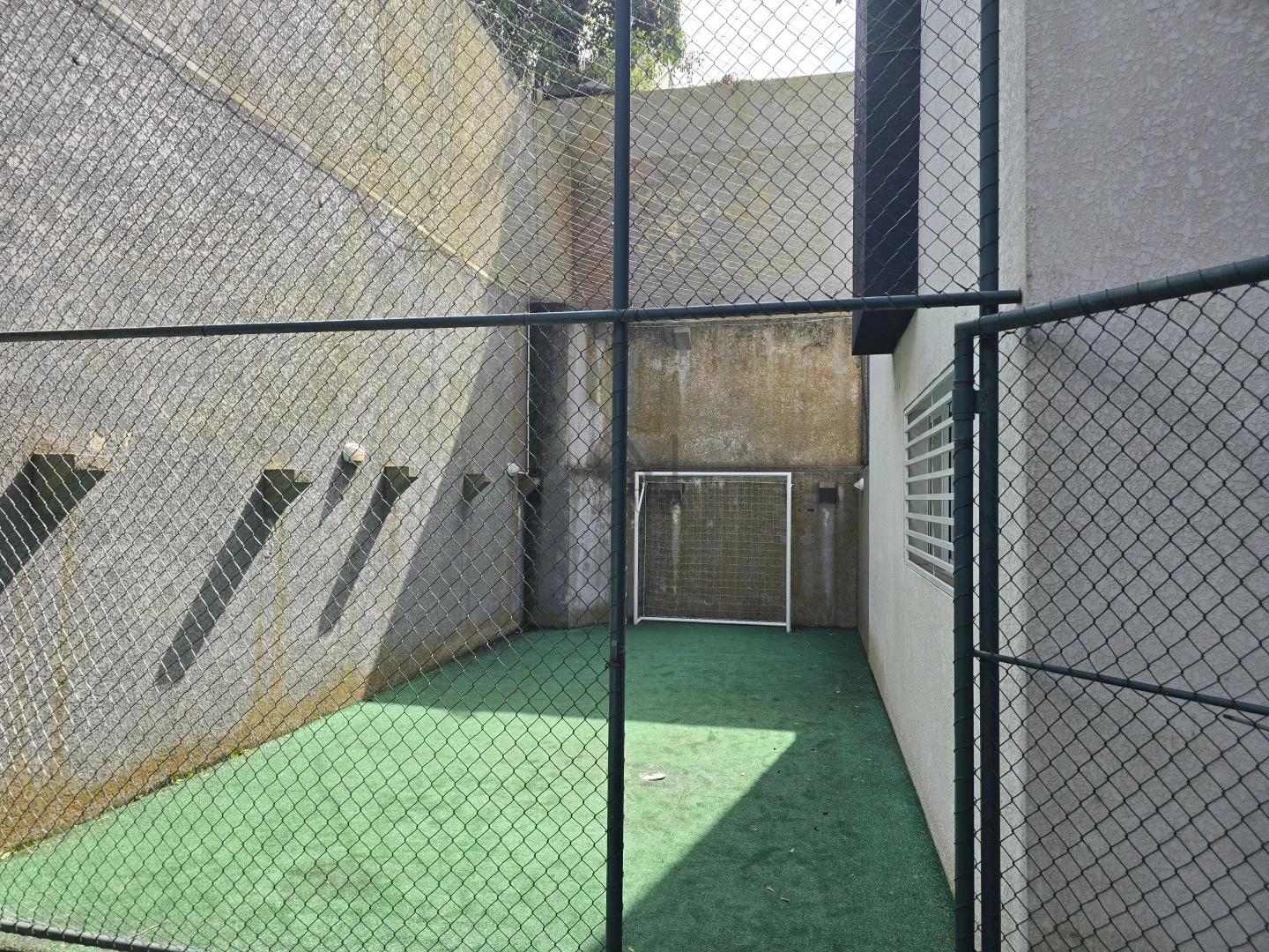 Apartamento garden com 2 quartos semimobiliado, muito espa&ccedil;o e sol Rua Paraíba Curitiba - 