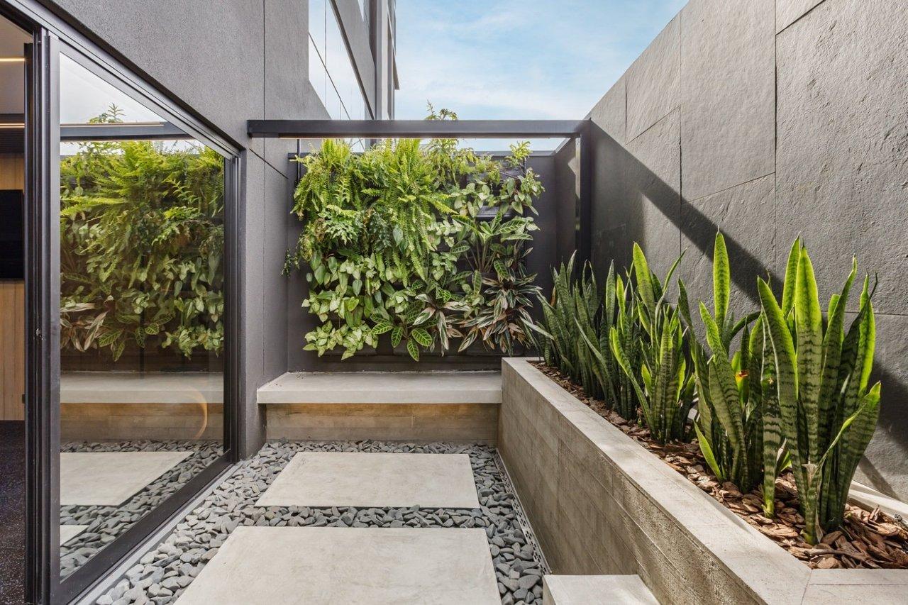 Belíssimo Apartamento com 3 suítes 100% mobiliado no Centro Cívico Rua Vieira dos Santos Curitiba - 