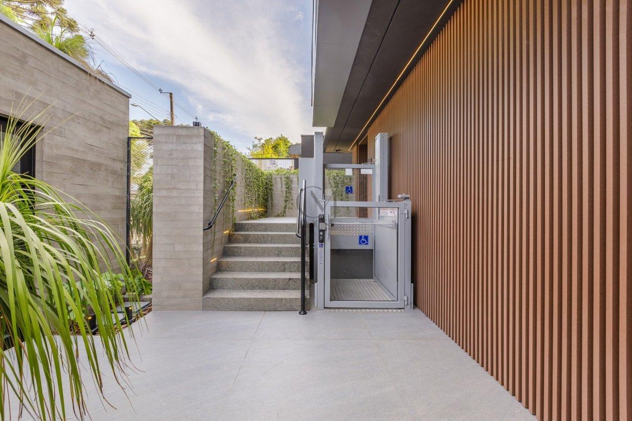 Belíssimo Apartamento com 3 suítes 100% mobiliado no Centro Cívico Rua Vieira dos Santos Curitiba - 