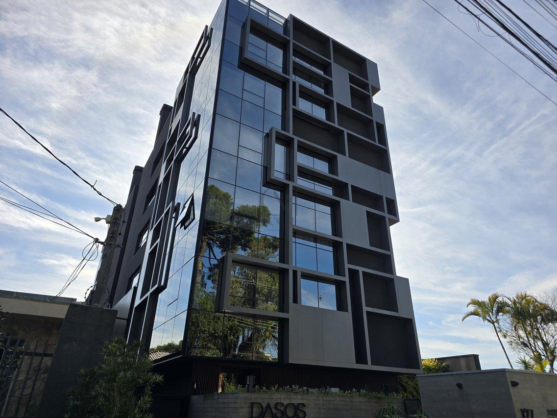 Belíssimo Apartamento com 3 suítes 100% mobiliado no Centro Cívico Rua Vieira dos Santos Curitiba - 