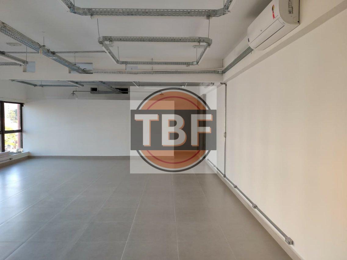 Sala Comercial LOCADA na Chácara Santo Antonio Rua Alexandre Dumas São Paulo - 