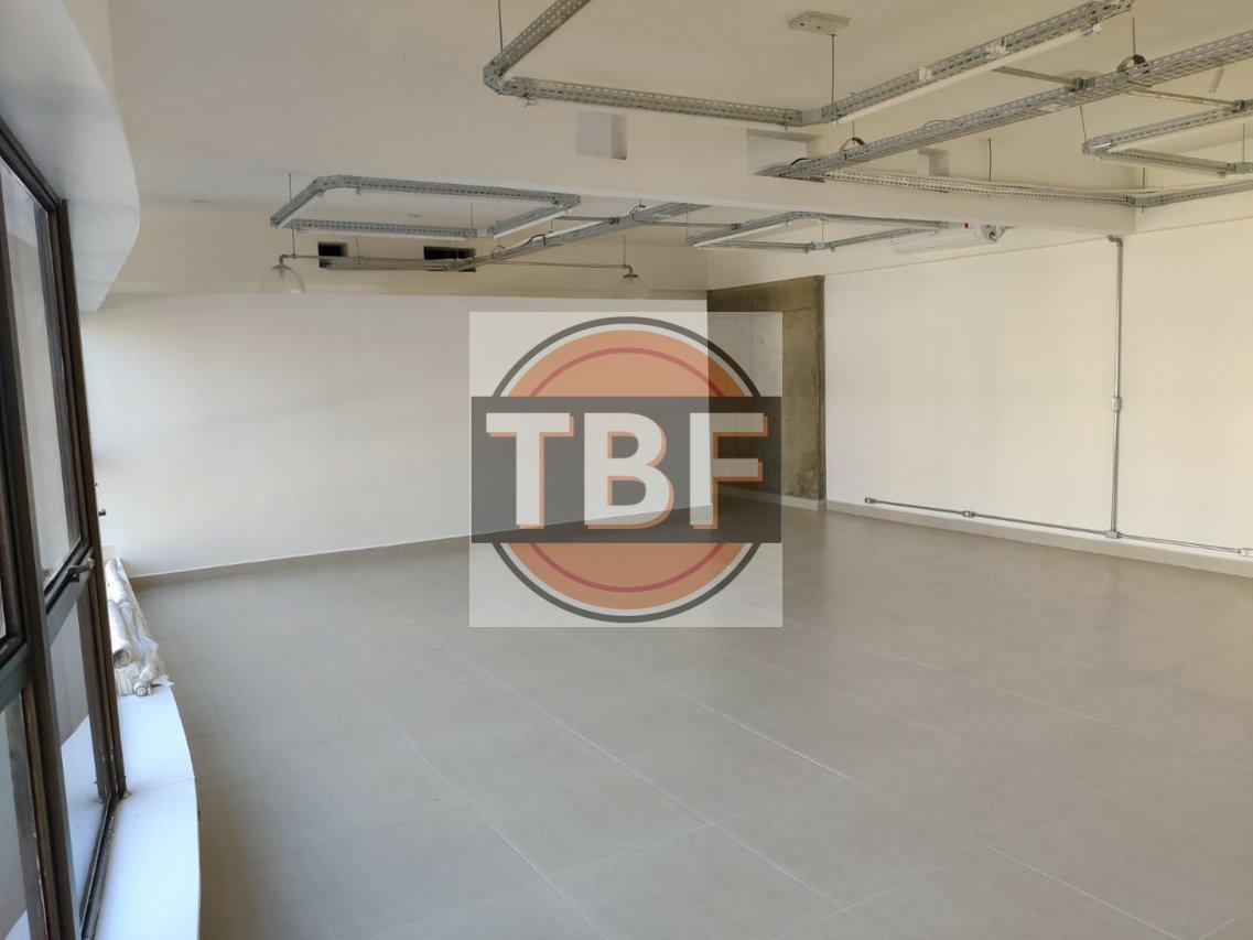 Sala Comercial LOCADA na Chácara Santo Antonio Rua Alexandre Dumas São Paulo - 