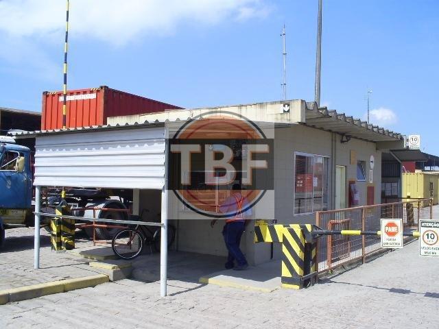 Terminal retro portuário na margem esquerda do Porto de Santos - Guarujá - 