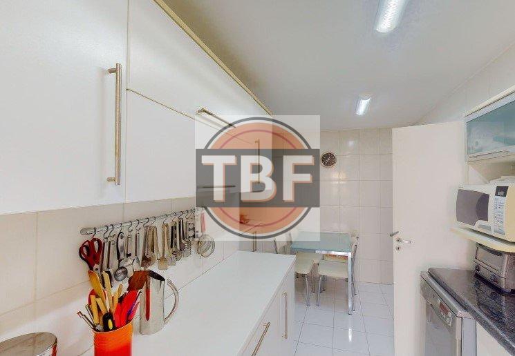 Apartamento pronto para morar, ao lado do metrô Borba Gato Rua Cancioneiro Popular São Paulo - 