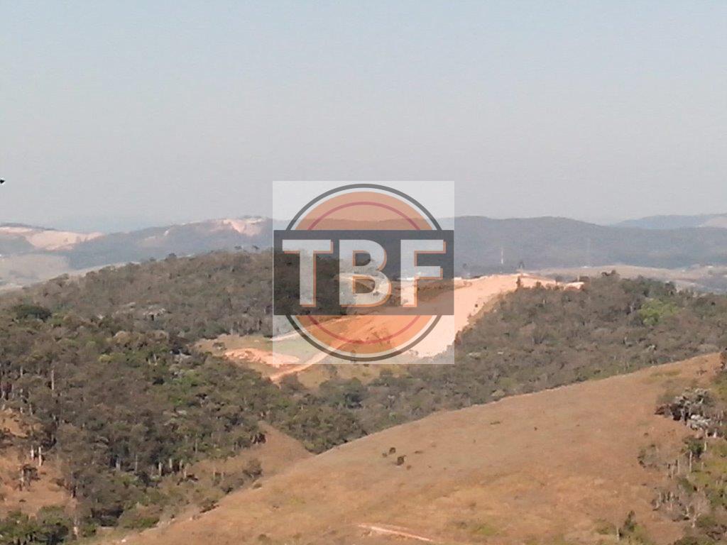Terreno de frente para a Dutra em Santa Isabel Rodovia Presidente Dutra Santa Isabel - 