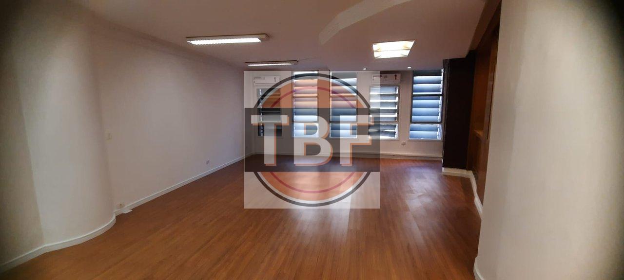 Sala Comercial no Edifício Itália: 60 m² e 2 banheiros Avenida São Luís São Paulo - 