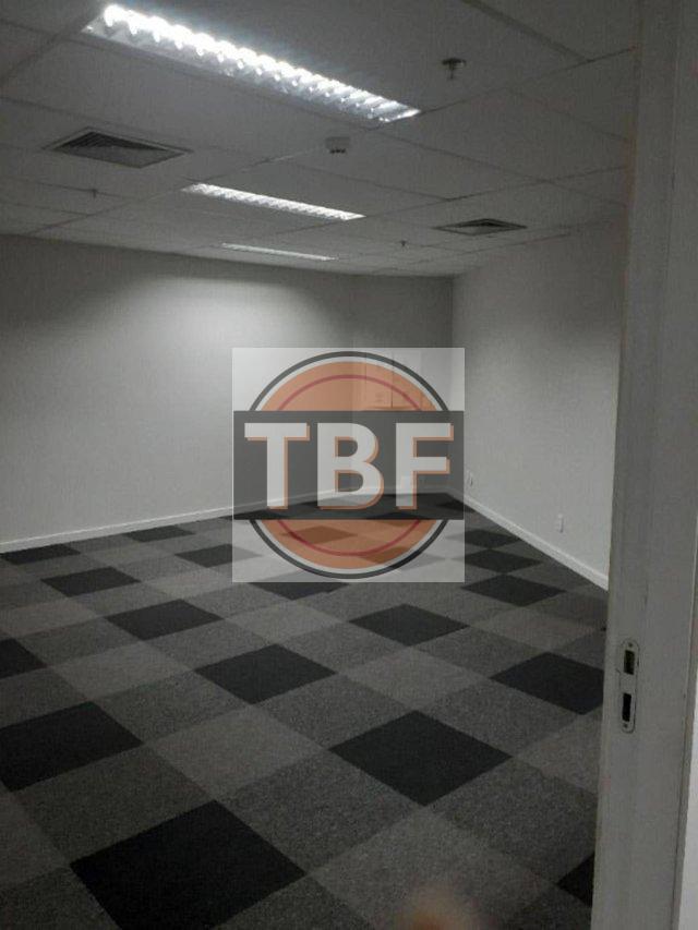 Sala comercial pronta para uso em Pinheiros - São Paulo - 